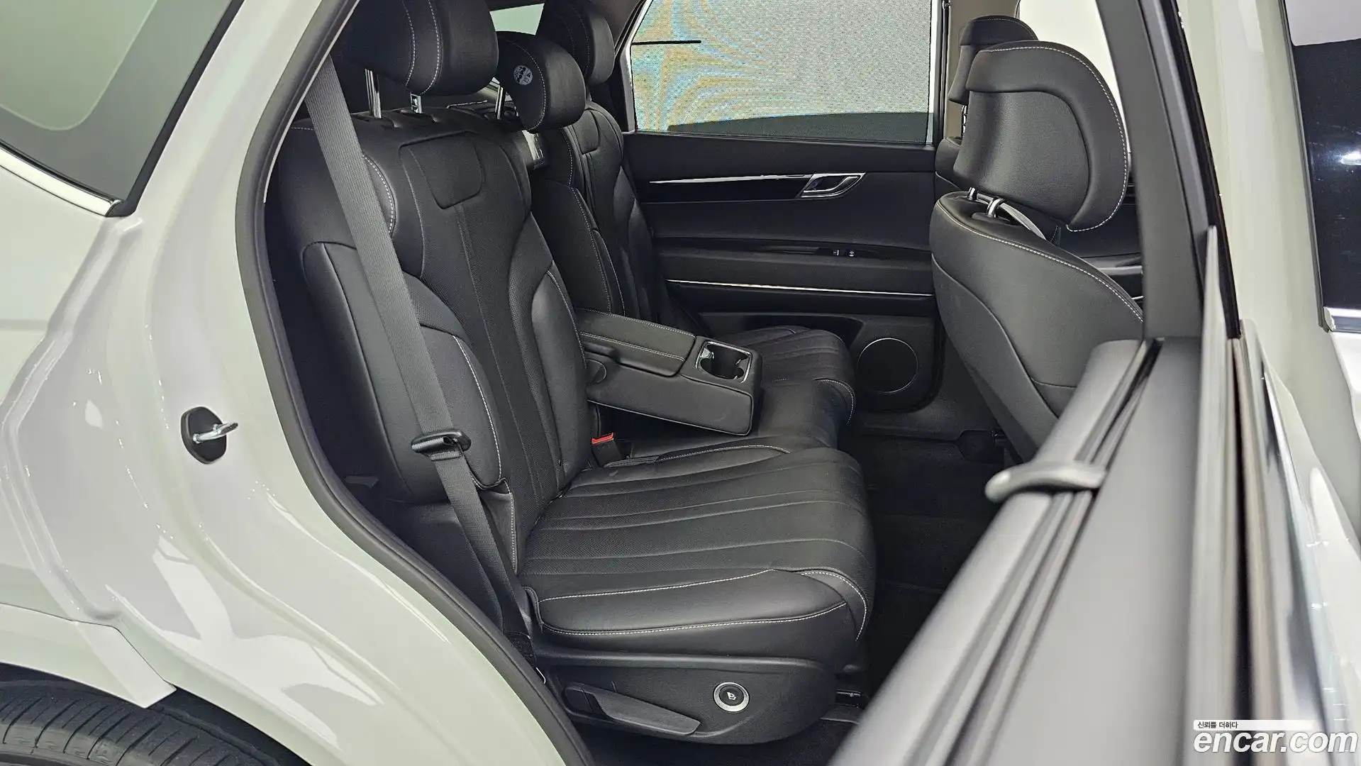 GV80 Genesis 2023.2-OPTION-015