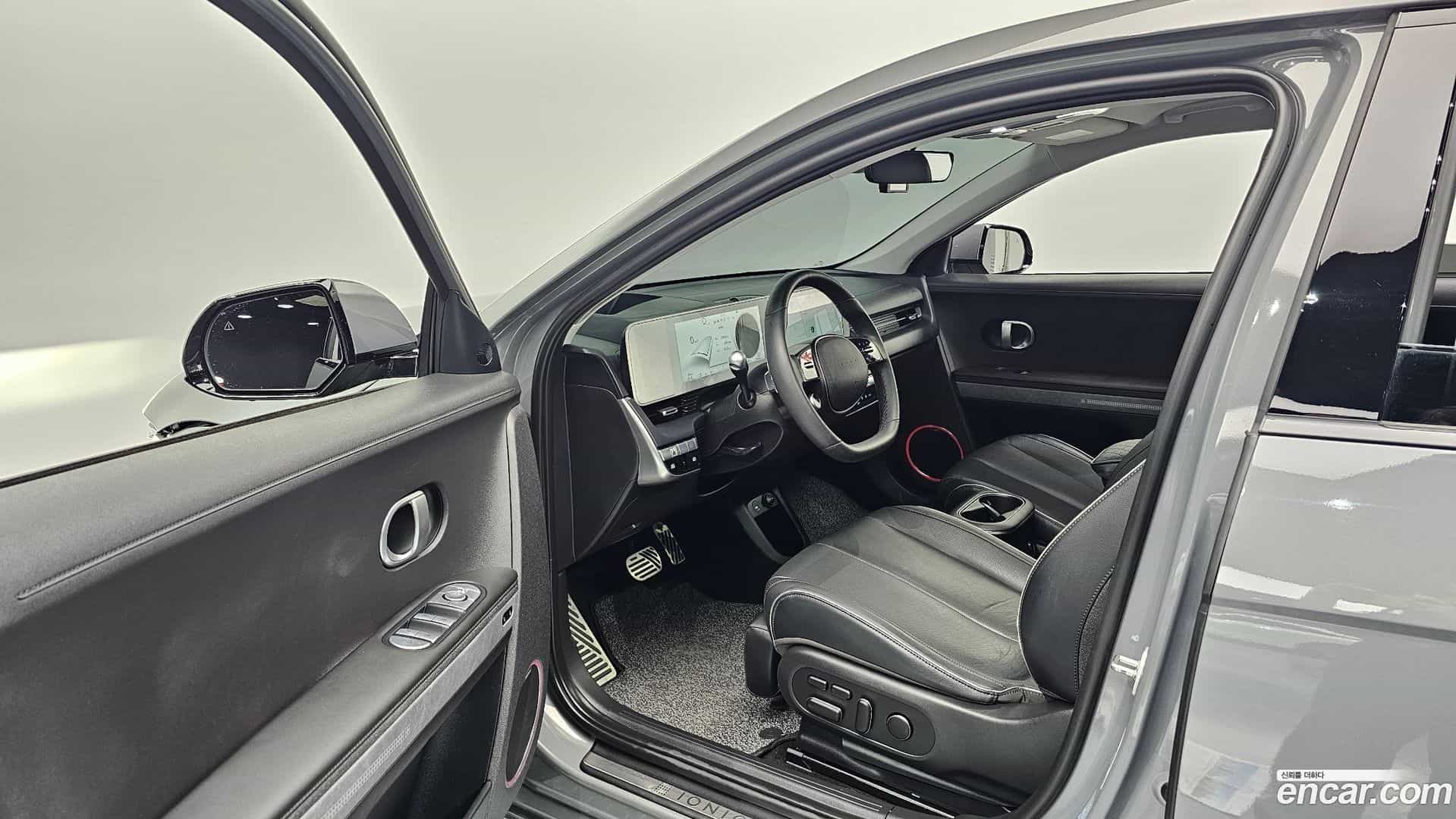 Ioniq5 Hyundai 2022.2-INNER-010