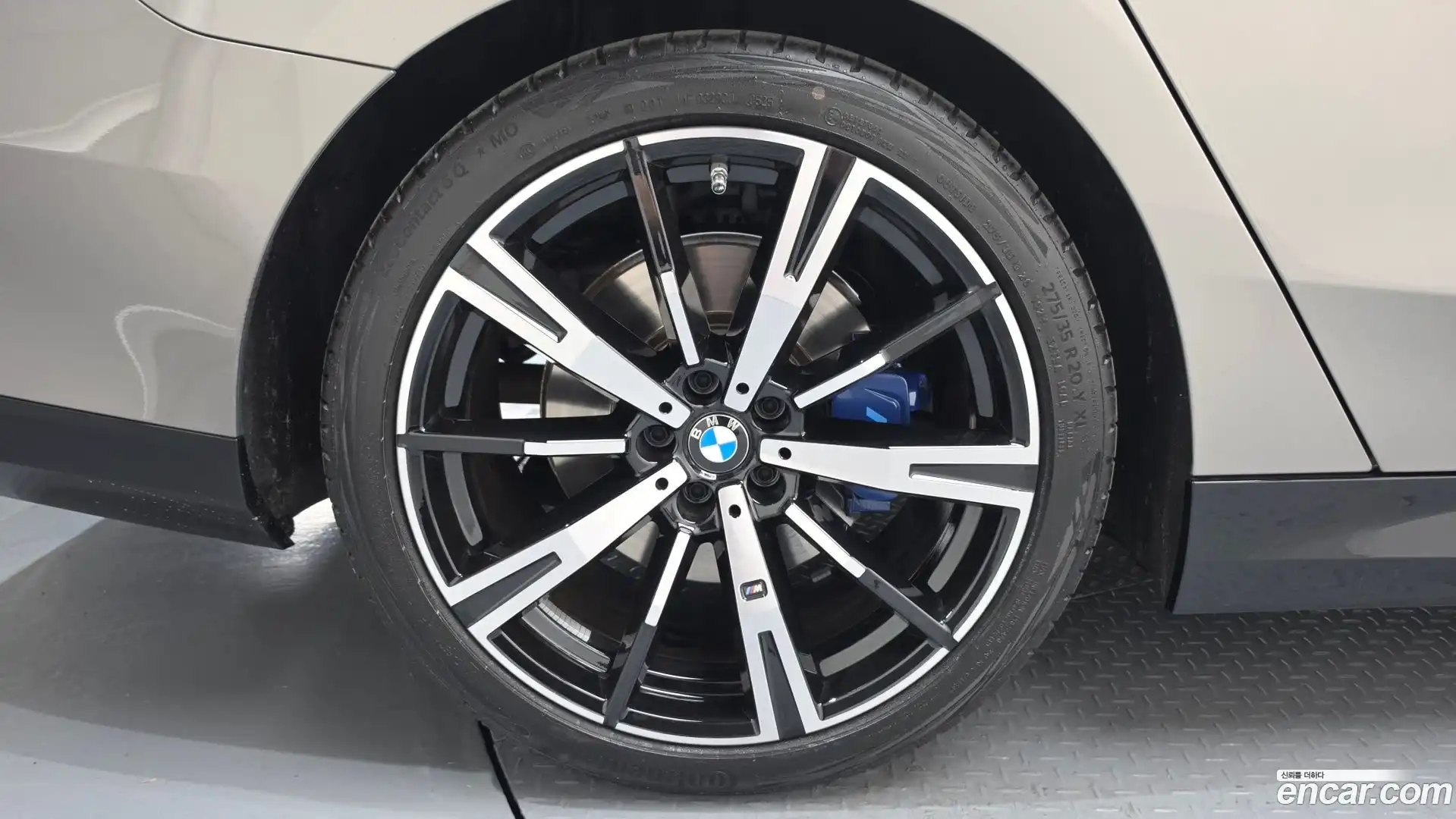 5-Series BMW 2025.5-OUTER-005
