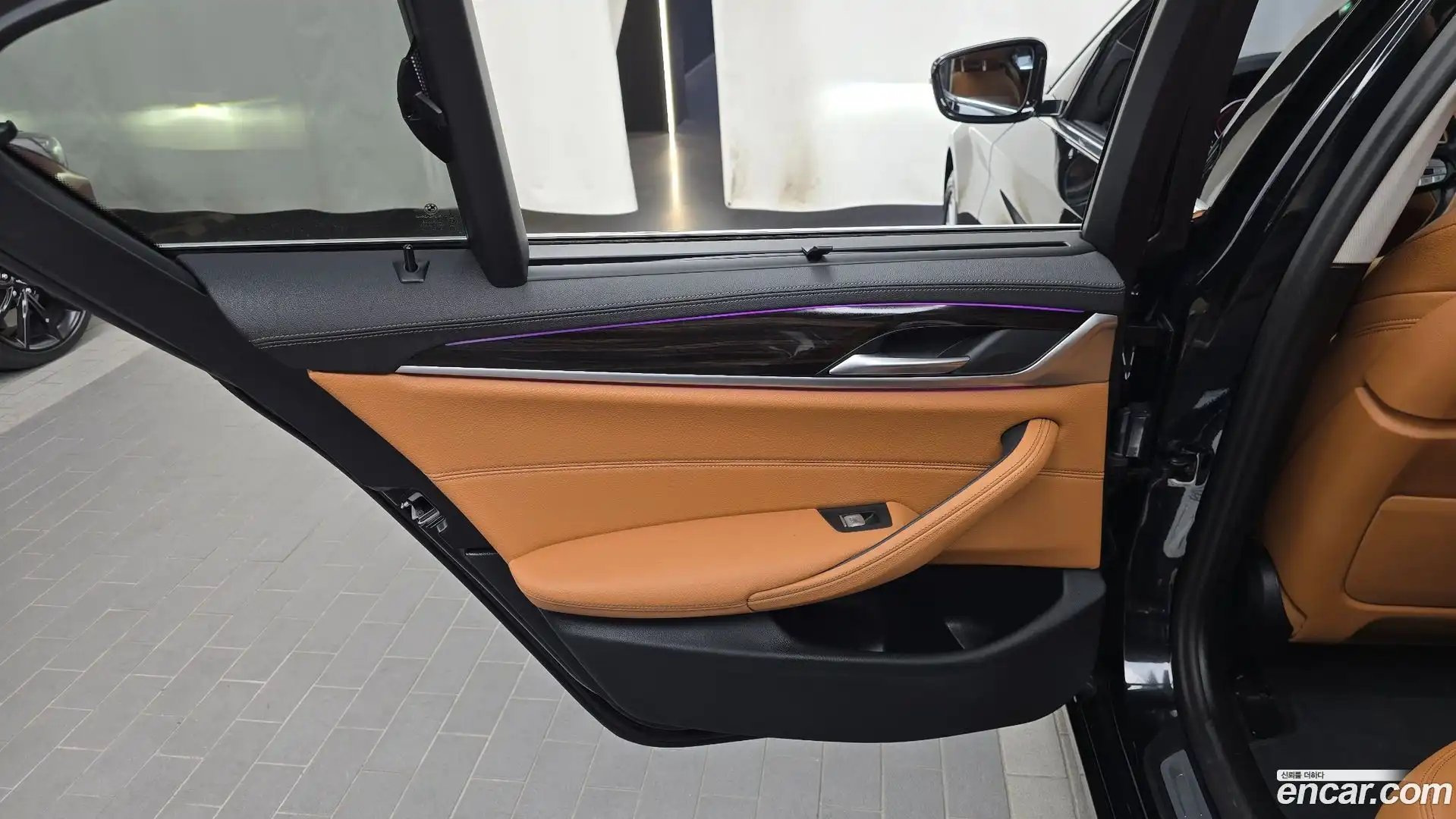 5-Series BMW 2023.5-INNER-035