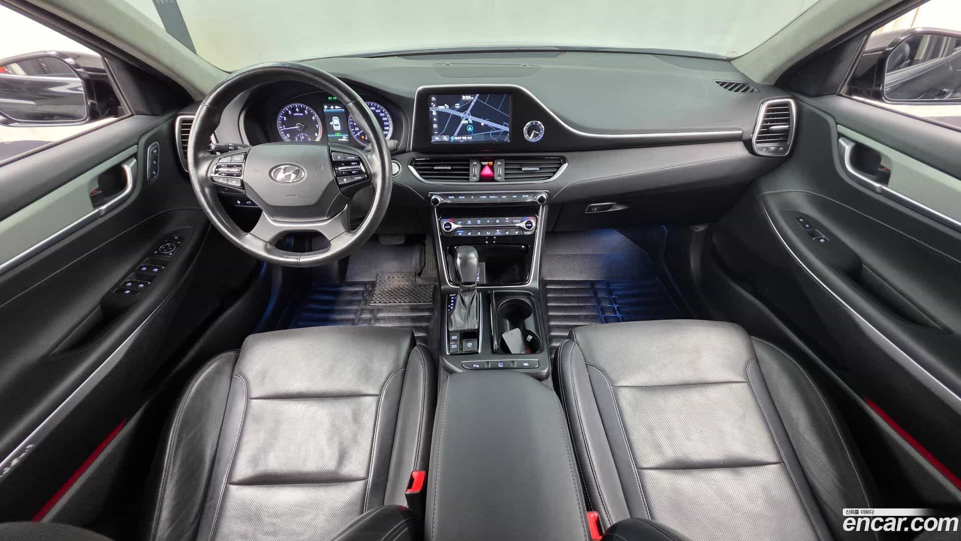 Grandeur Hyundai 2016.11-INNER-007