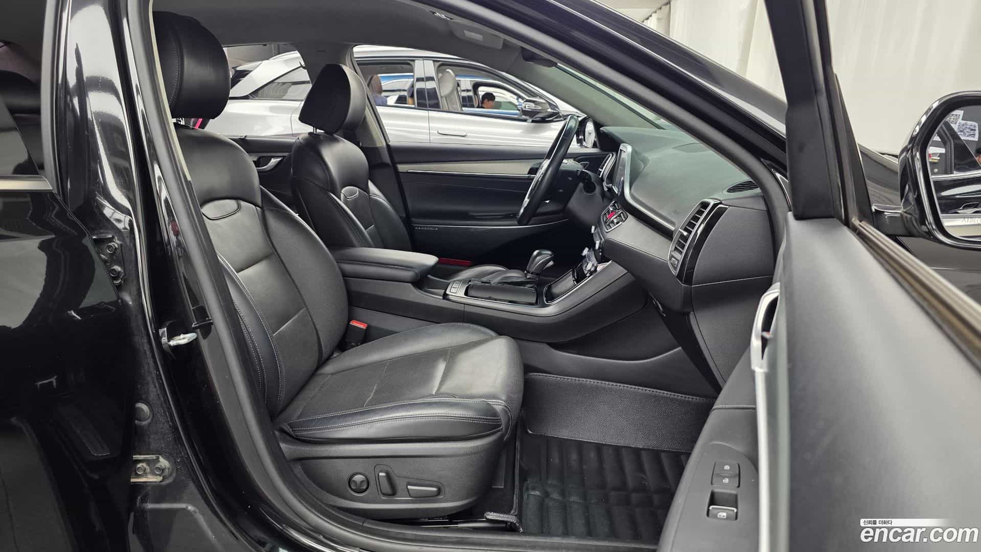 Grandeur Hyundai 2016.11-OPTION-015