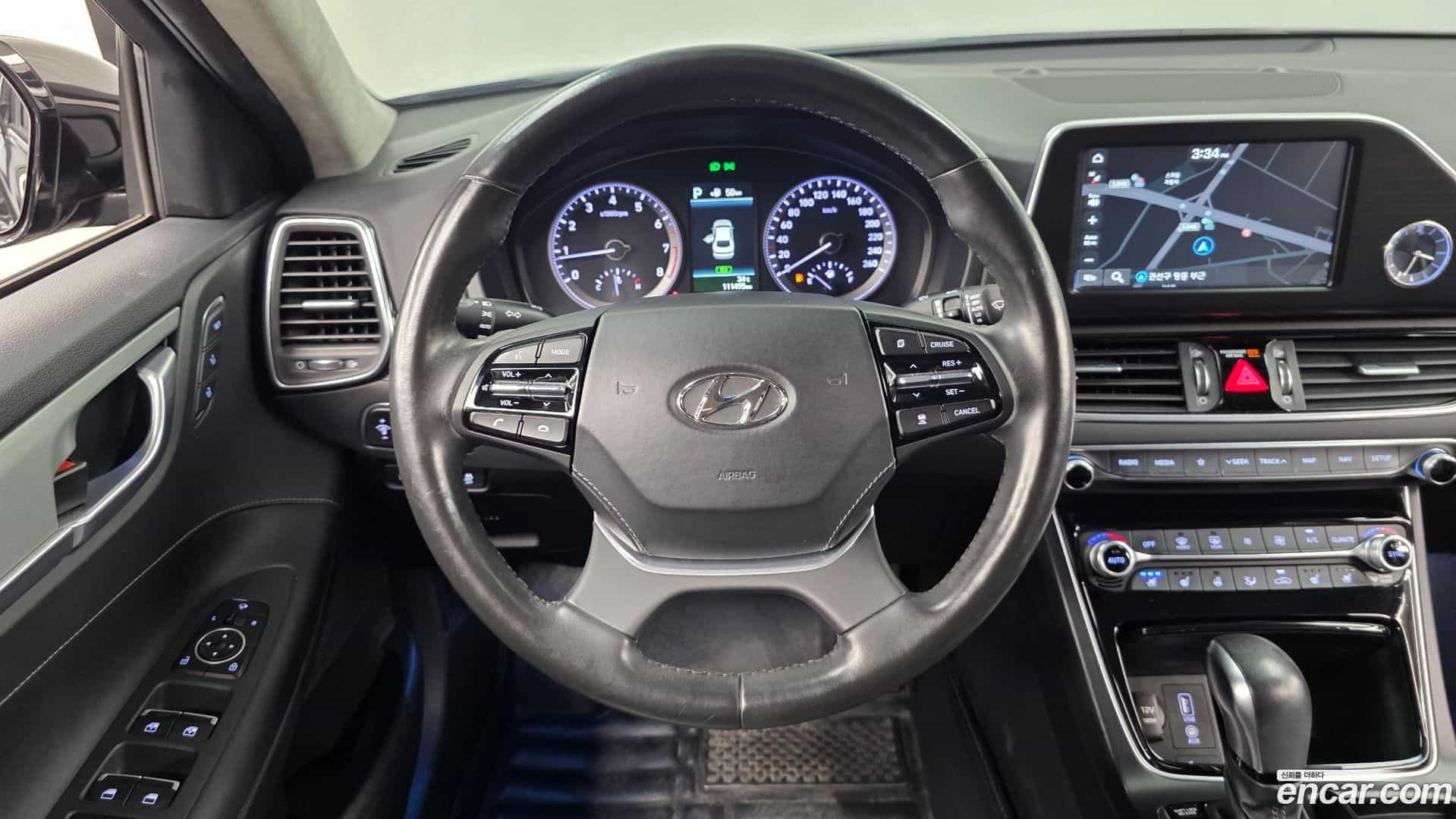 Grandeur Hyundai 2016.11-OPTION-017