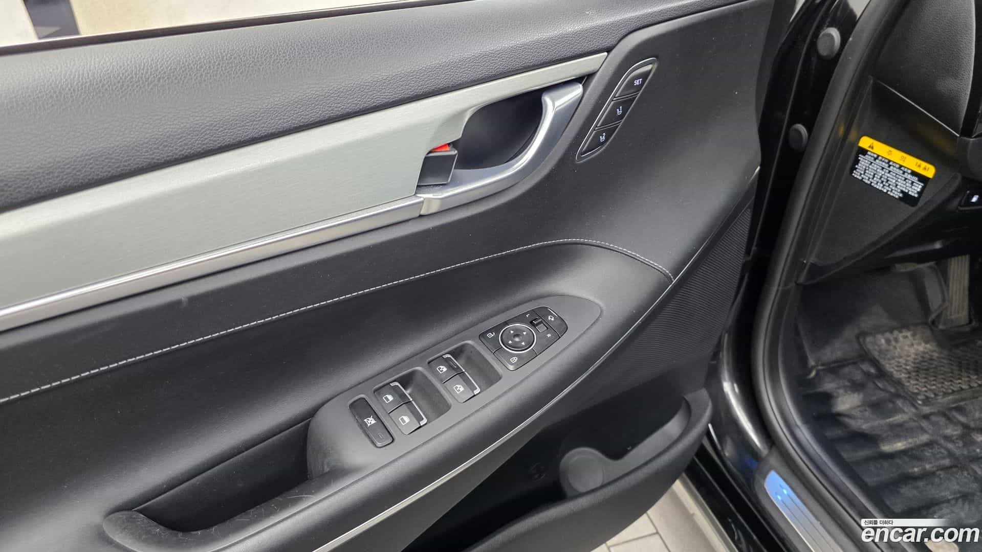 Grandeur Hyundai 2016.11-OPTION-045
