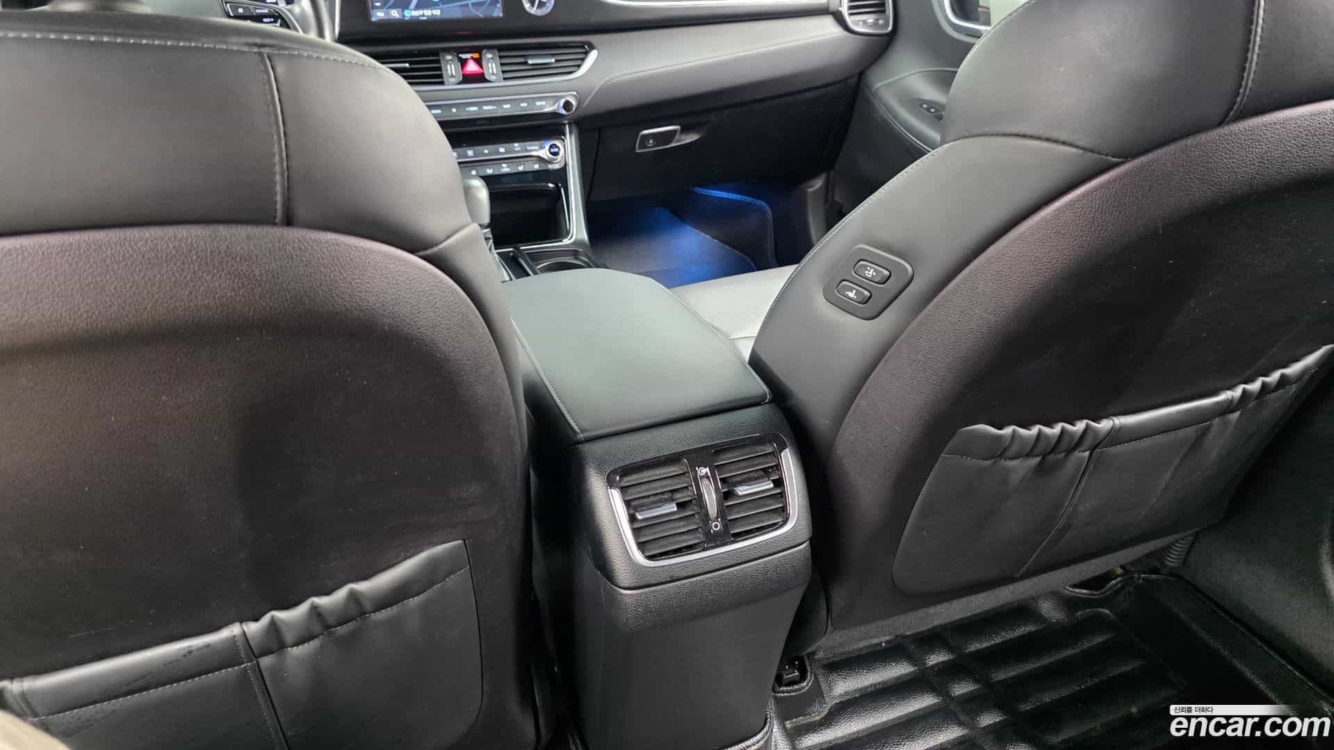 Grandeur Hyundai 2016.11-OPTION-046