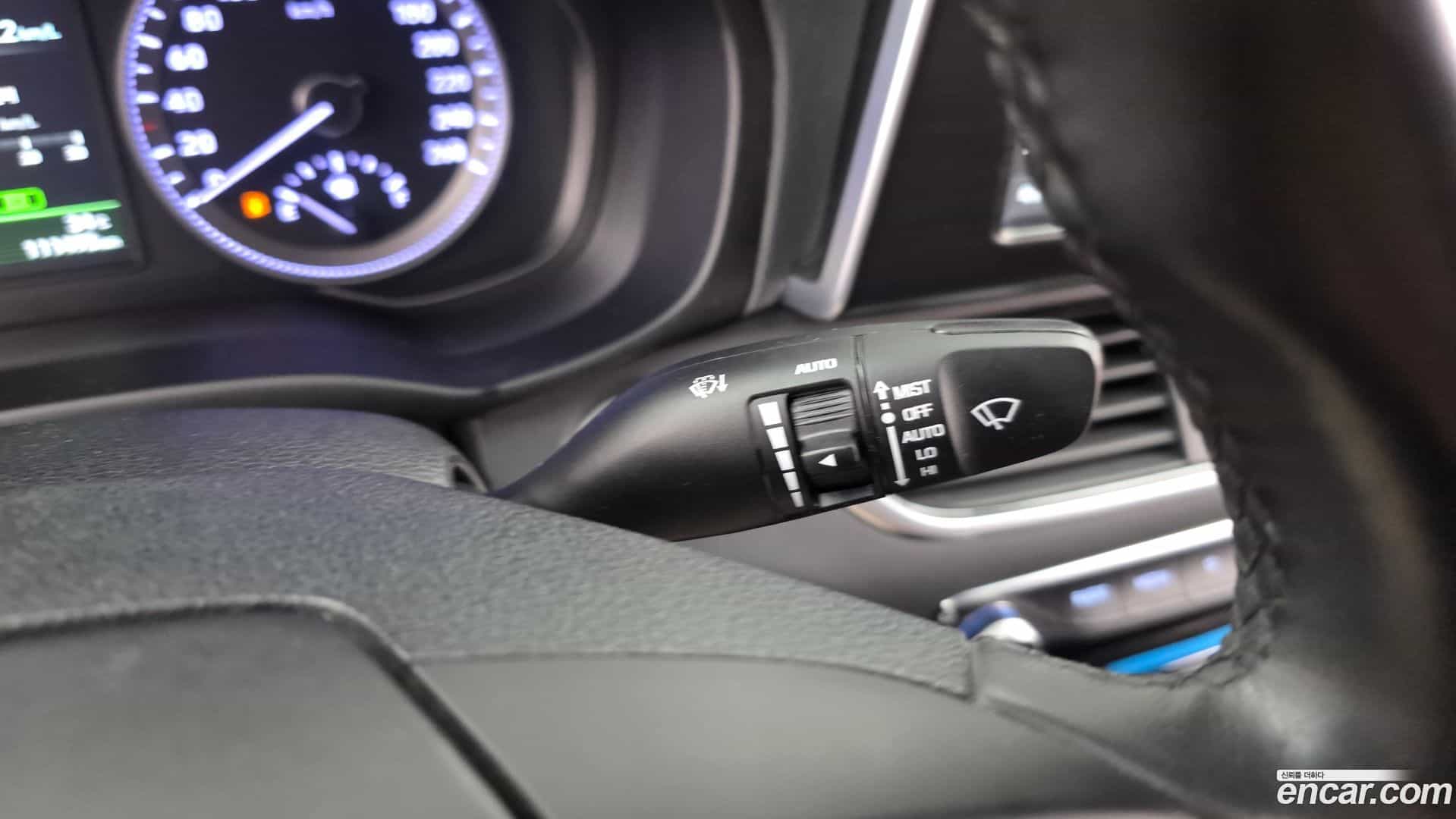 Grandeur Hyundai 2016.11-OPTION-049