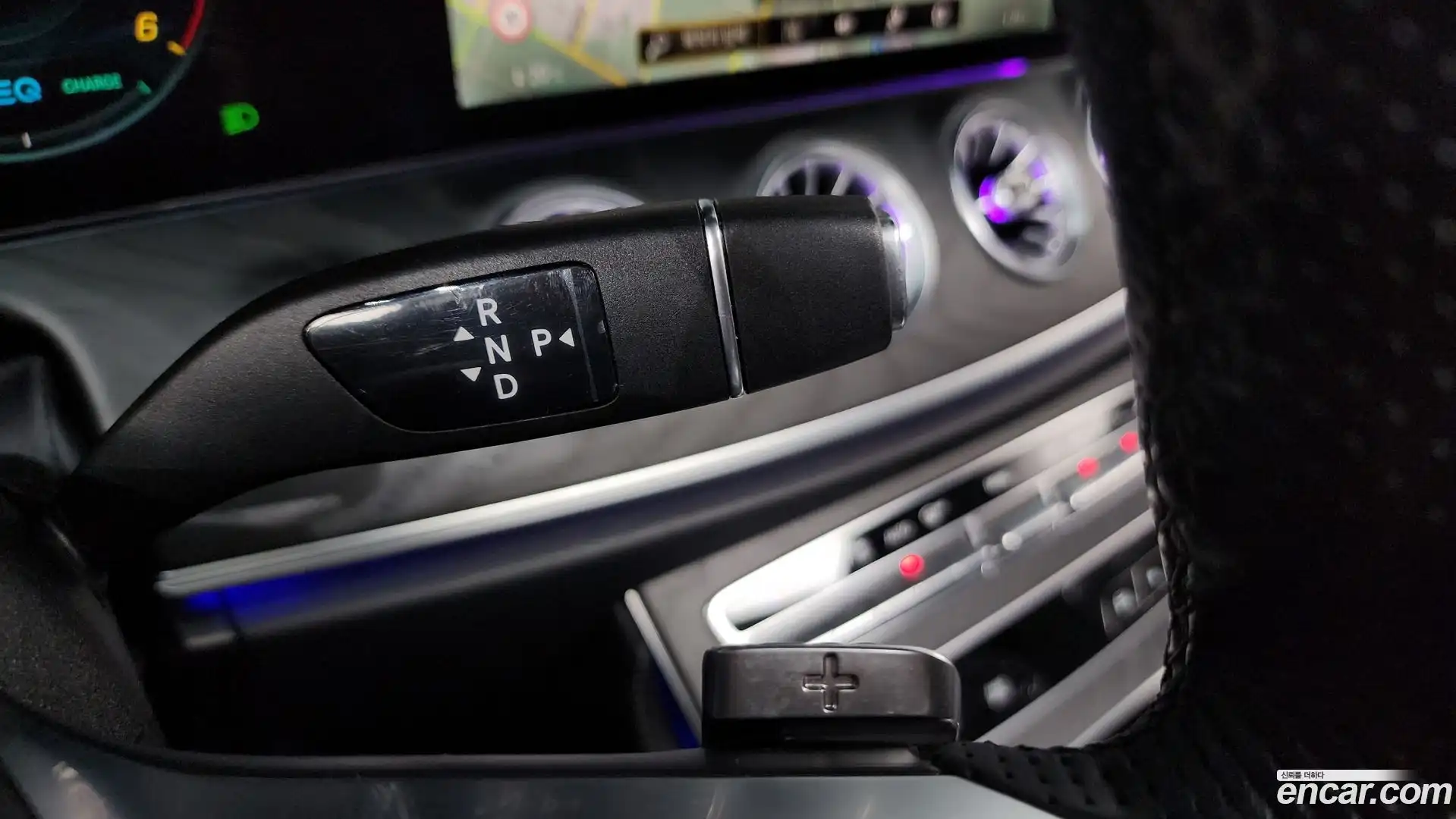 CLS-Class Mercedes-Benz 2022.3-INNER-009