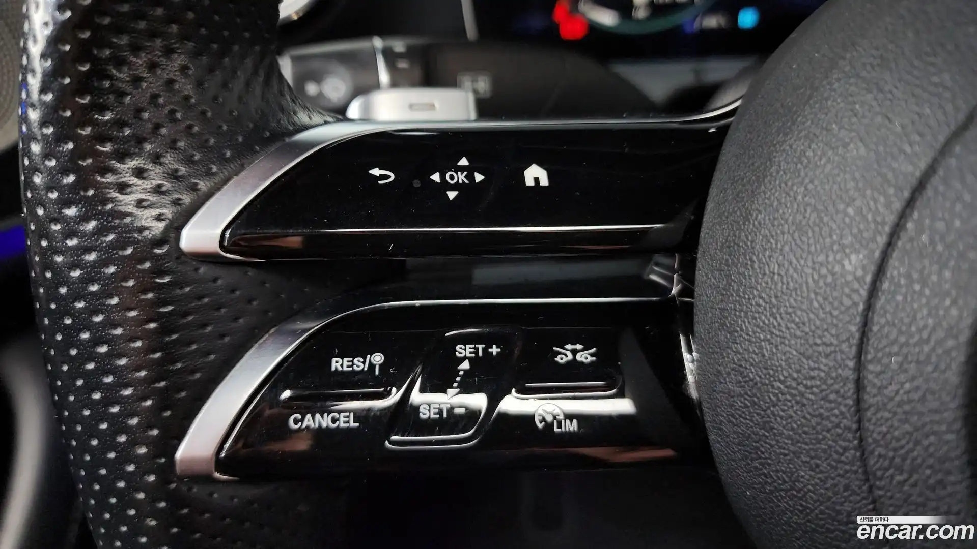 CLS-Class Mercedes-Benz 2022.3-OPTION-020