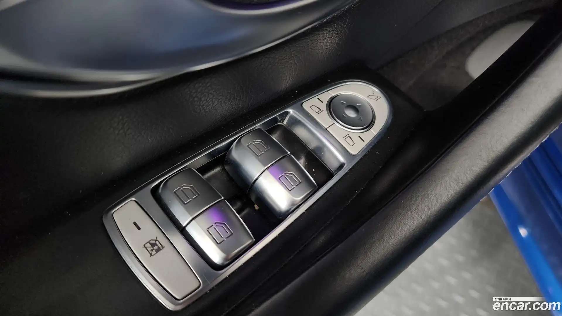 CLS-Class Mercedes-Benz 2022.3-OPTION-042