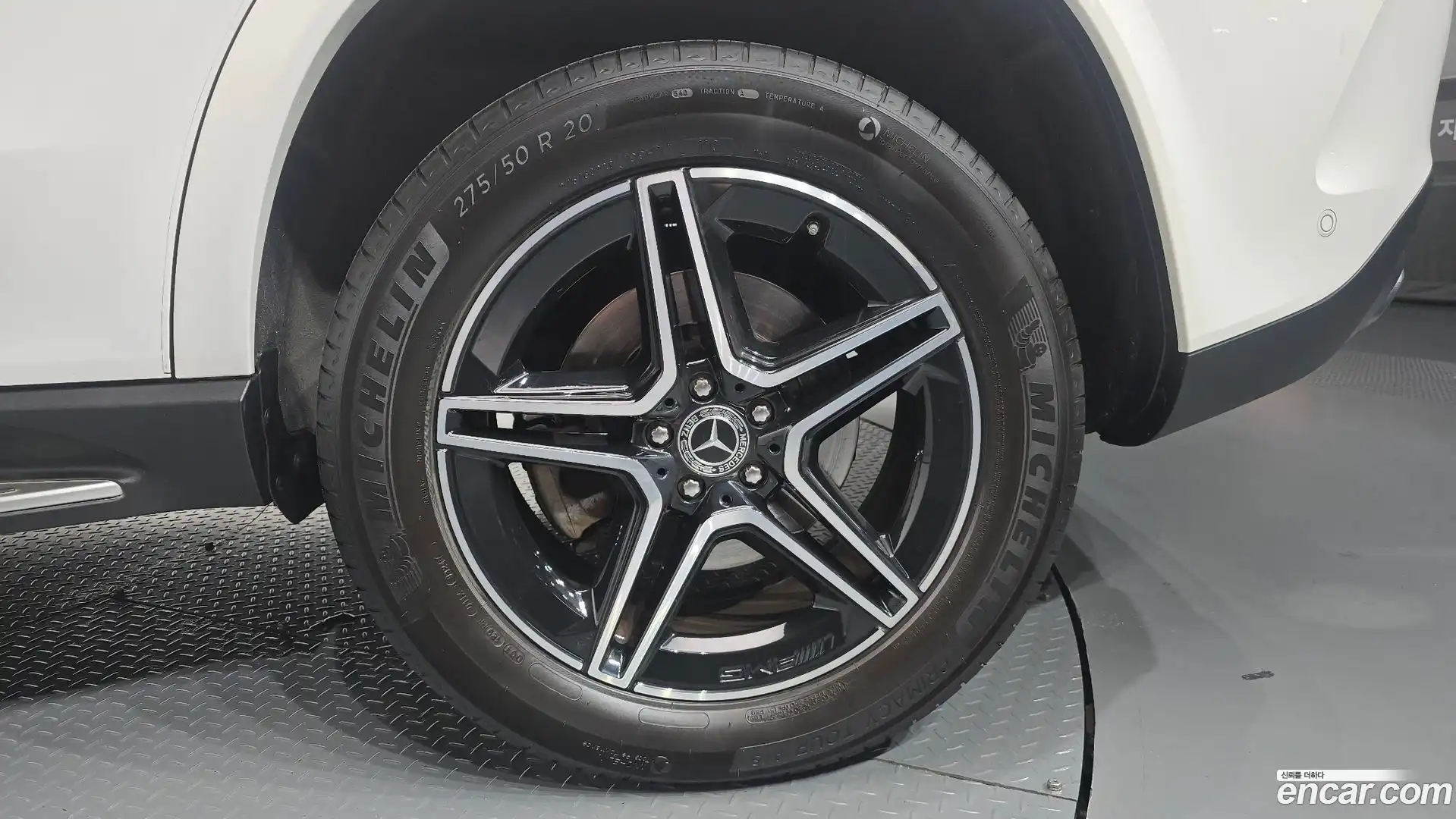 GLE-Class Mercedes-Benz 2021.7-OUTER-031