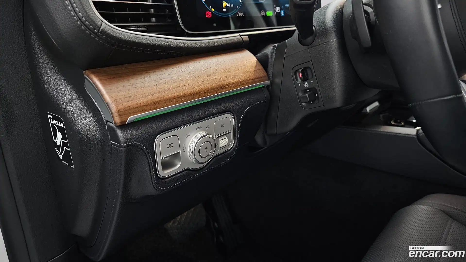 GLE-Class Mercedes-Benz 2021.7-OPTION-040