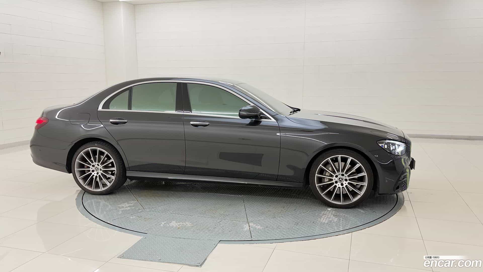 E-Class Mercedes-Benz 2021.7-OUTER-006