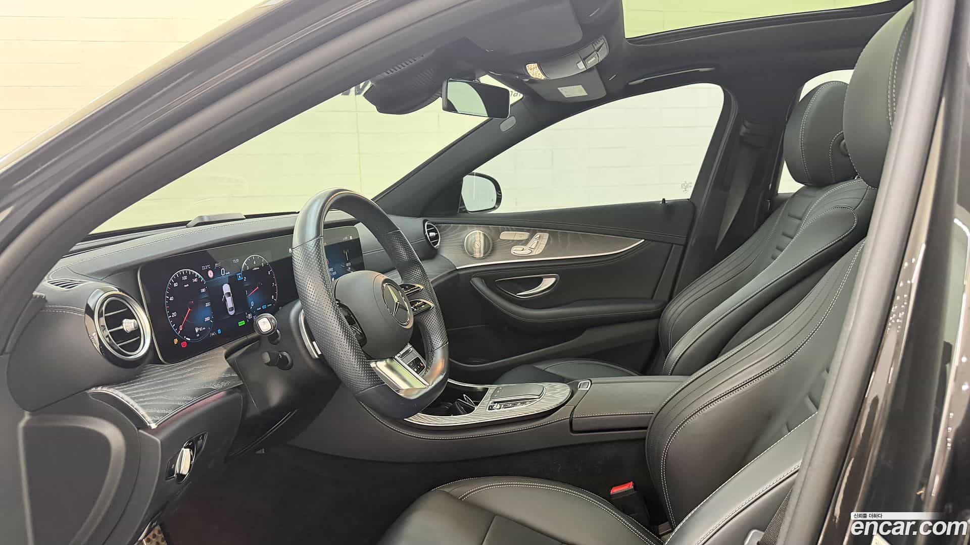 E-Class Mercedes-Benz 2021.7-OPTION-022