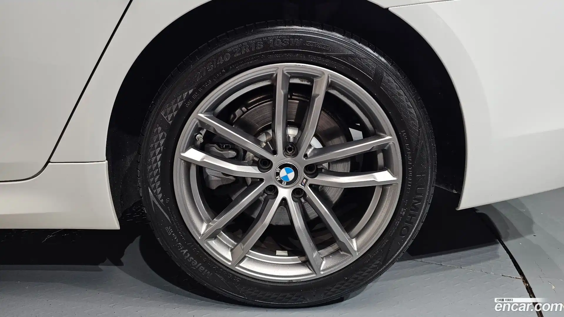 5-Series BMW 2017.10-OUTER-031