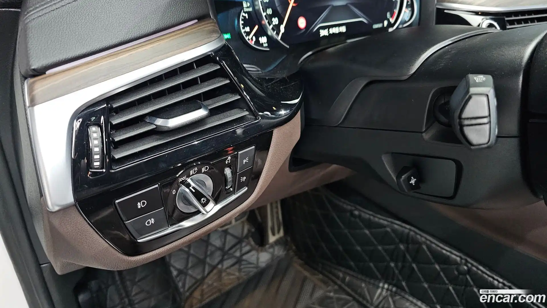 5-Series BMW 2017.10-OPTION-042