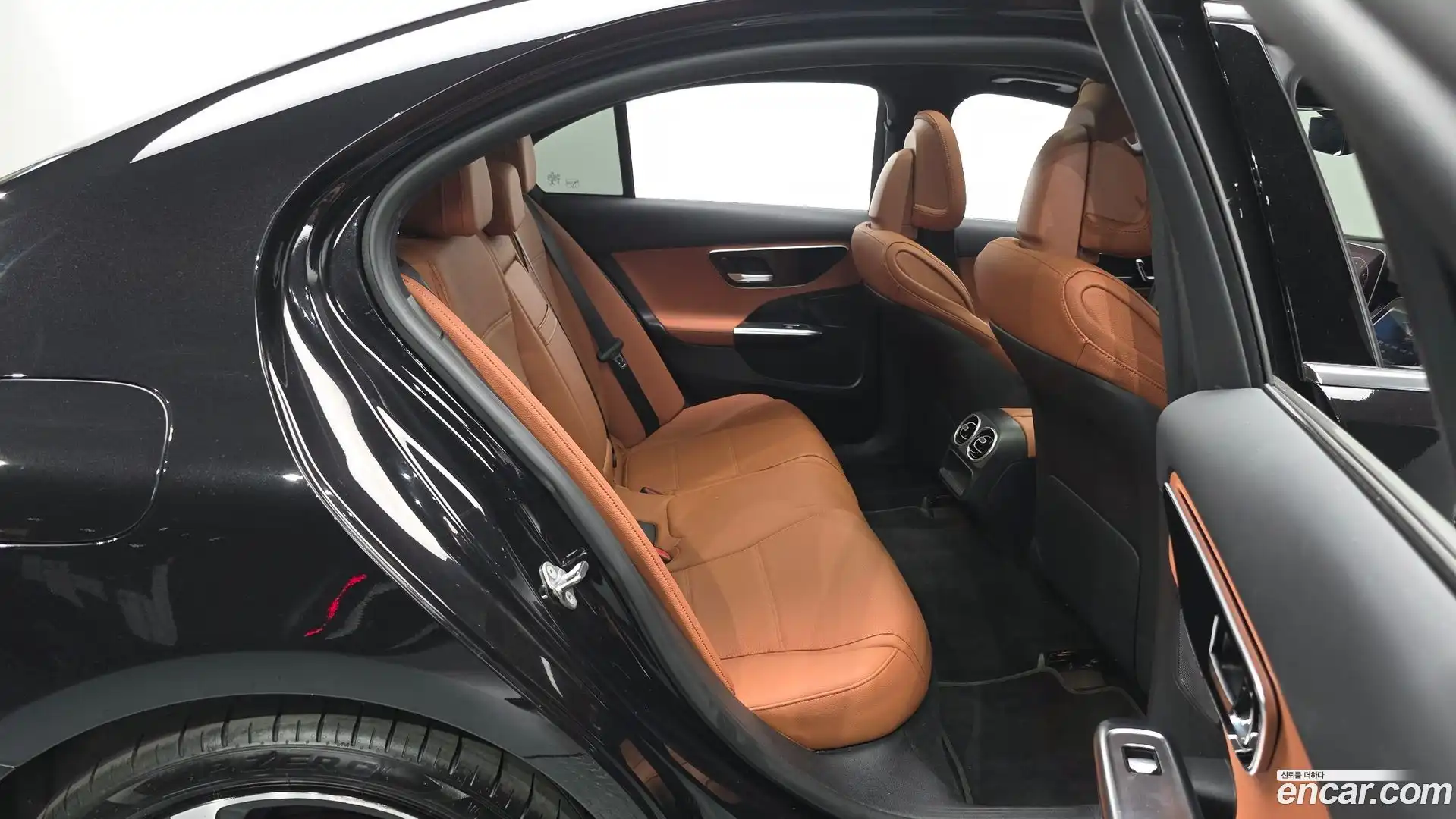 C-Class Mercedes-Benz 2023.3-OPTION-016