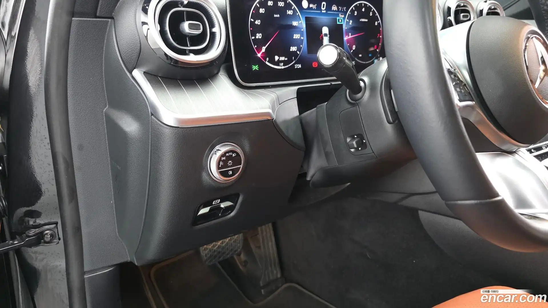 C-Class Mercedes-Benz 2023.3-OPTION-017