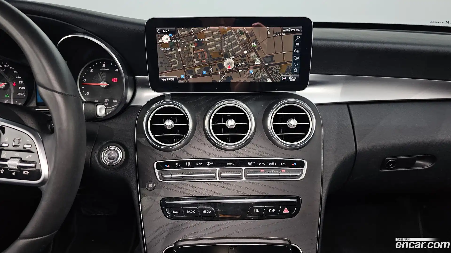 C-Class Mercedes-Benz 2019.2-OPTION-018