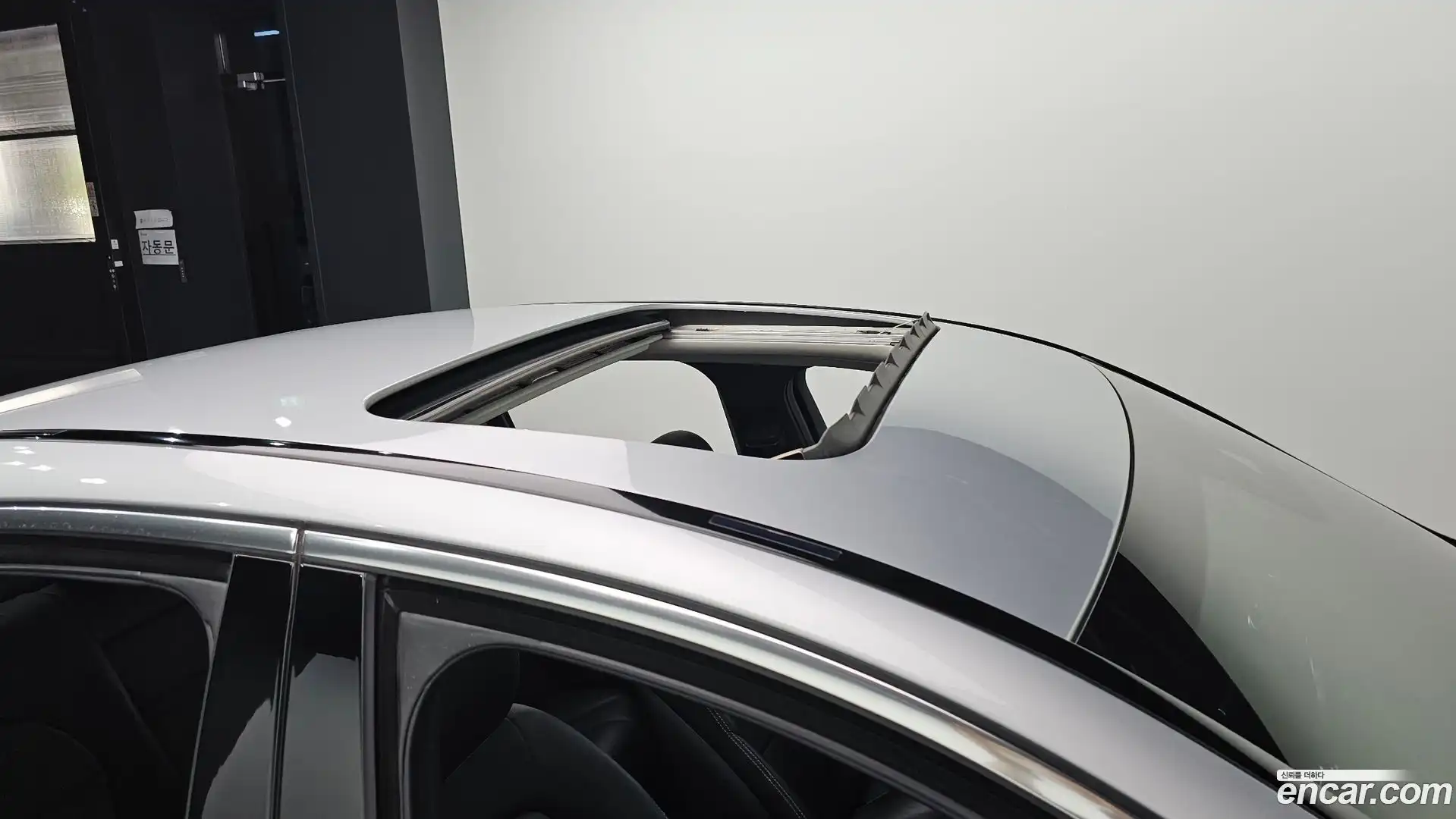 C-Class Mercedes-Benz 2019.2-OPTION-022