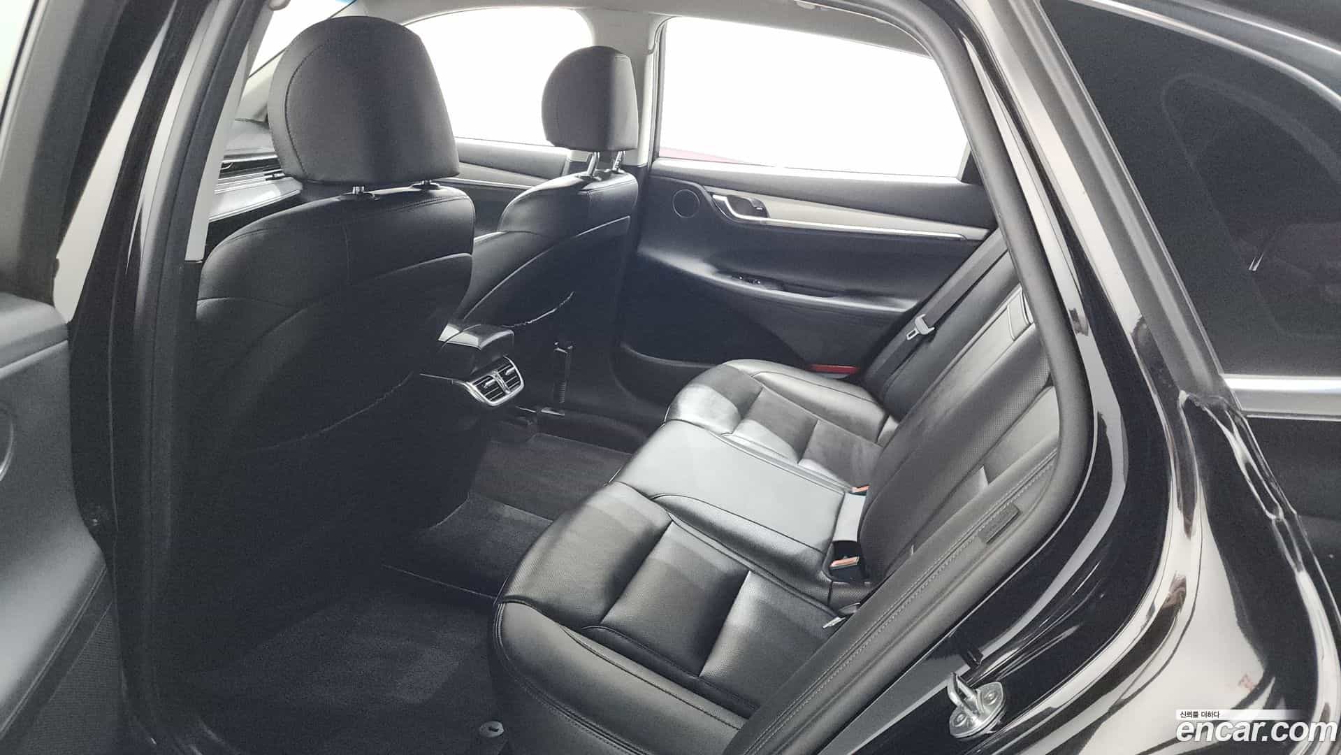Grandeur Hyundai 2020.5-OPTION-023