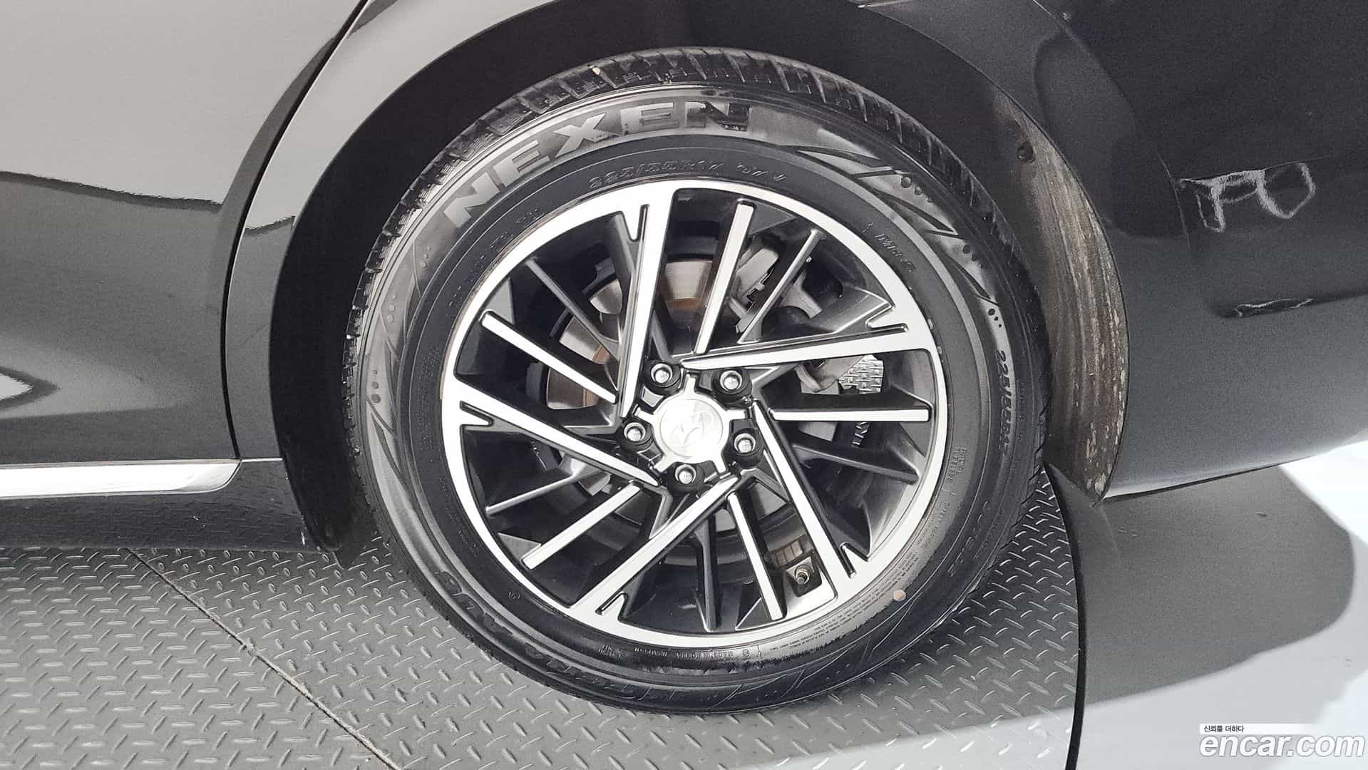 Grandeur Hyundai 2020.5-OUTER-031
