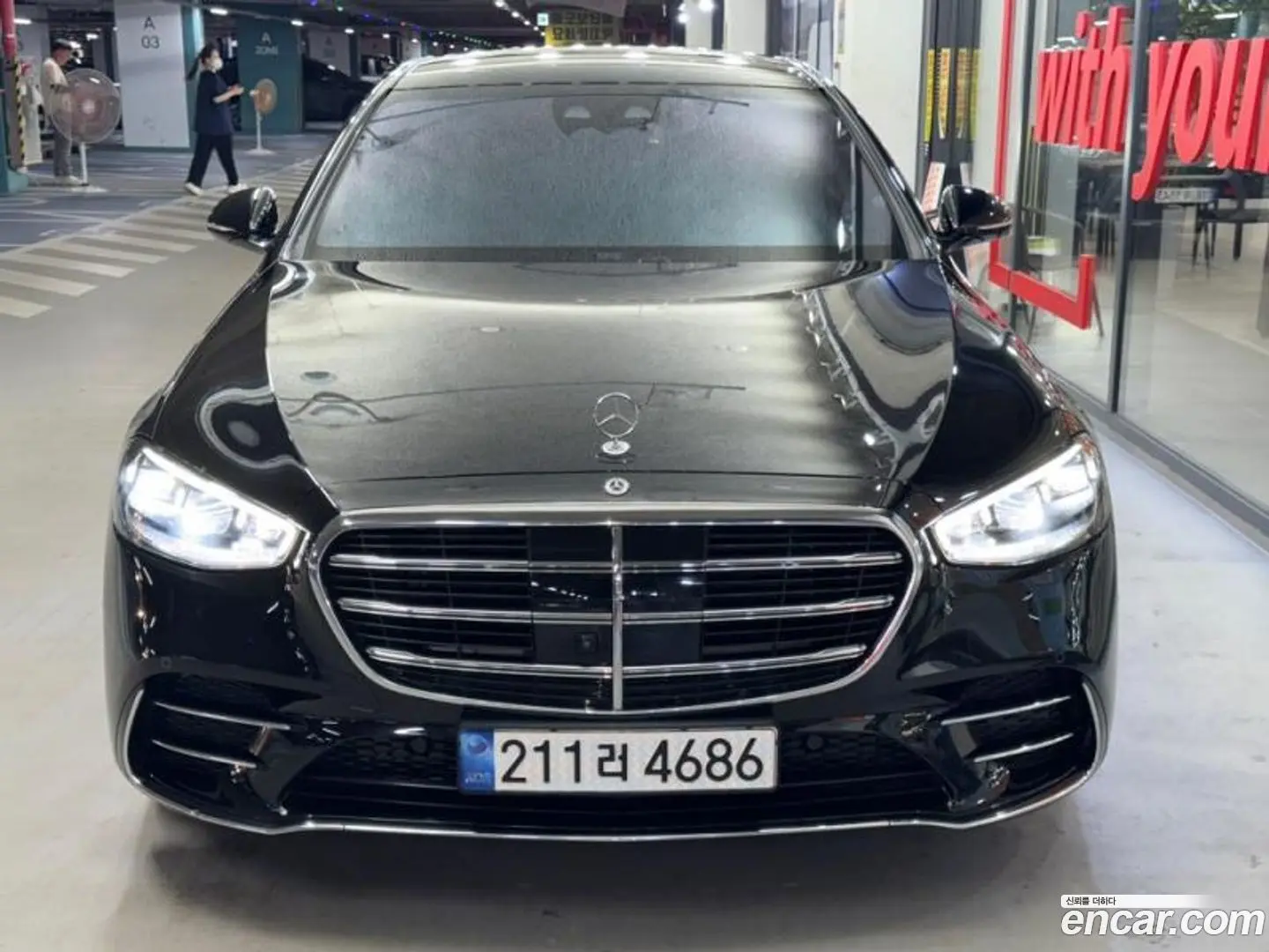 Main__Slider__Photo:S-Class Mercedes-Benz 2022.5-0