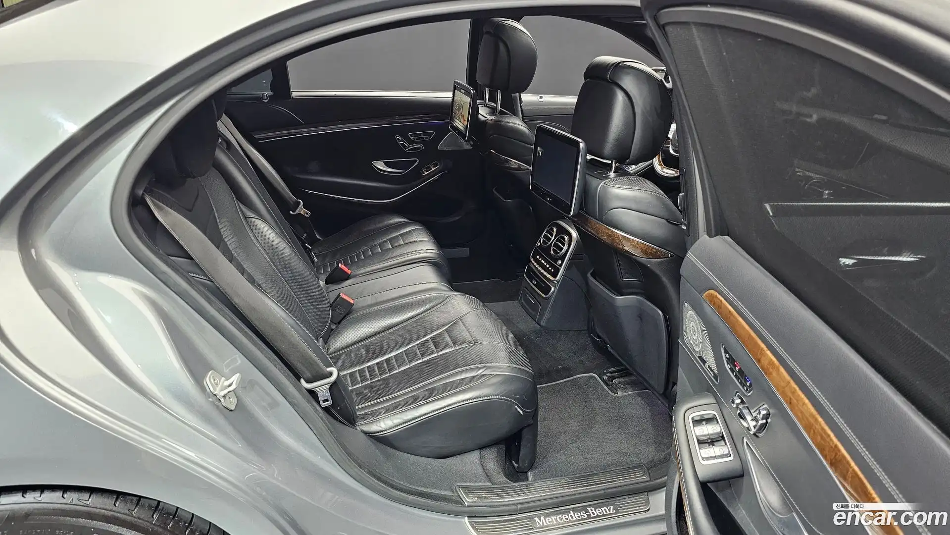 S-Class Mercedes-Benz 2015.1-OPTION-016