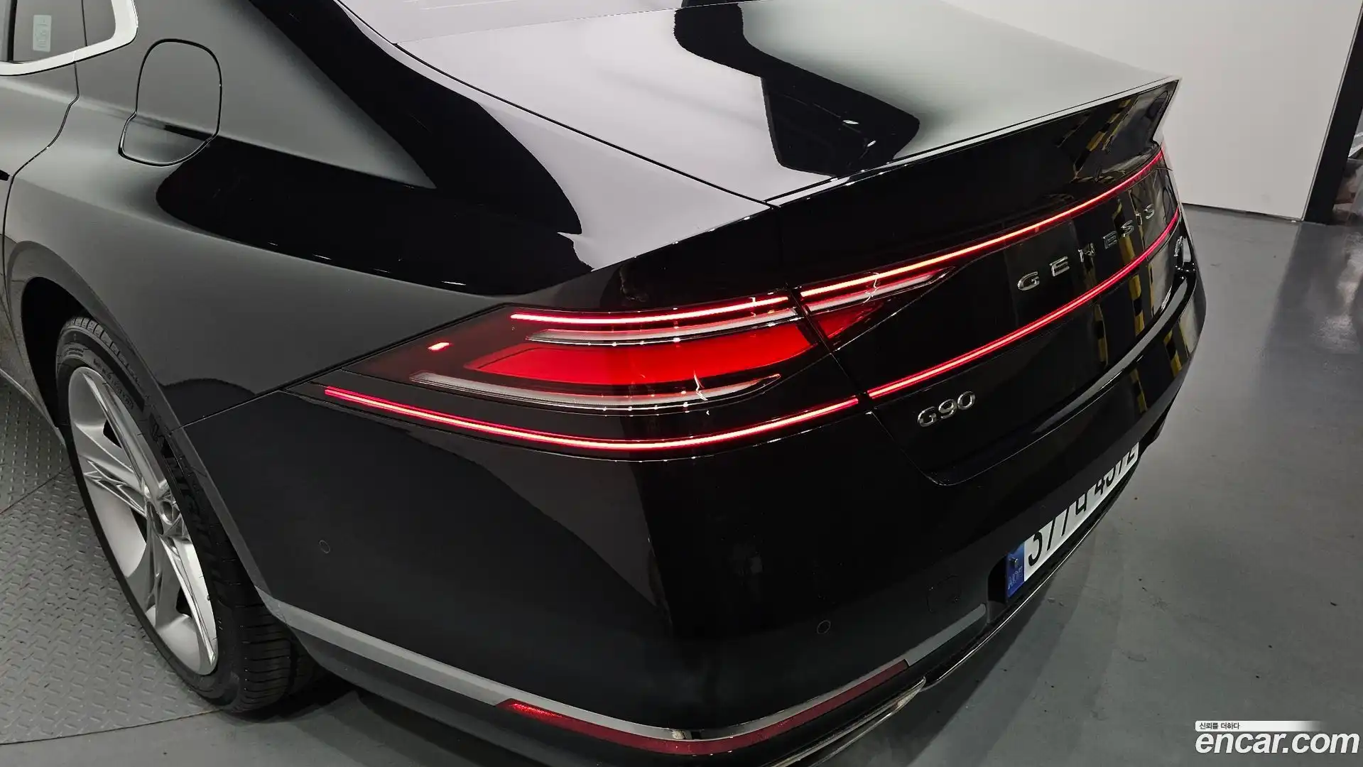 G90 Genesis 2025.1-OUTER-033