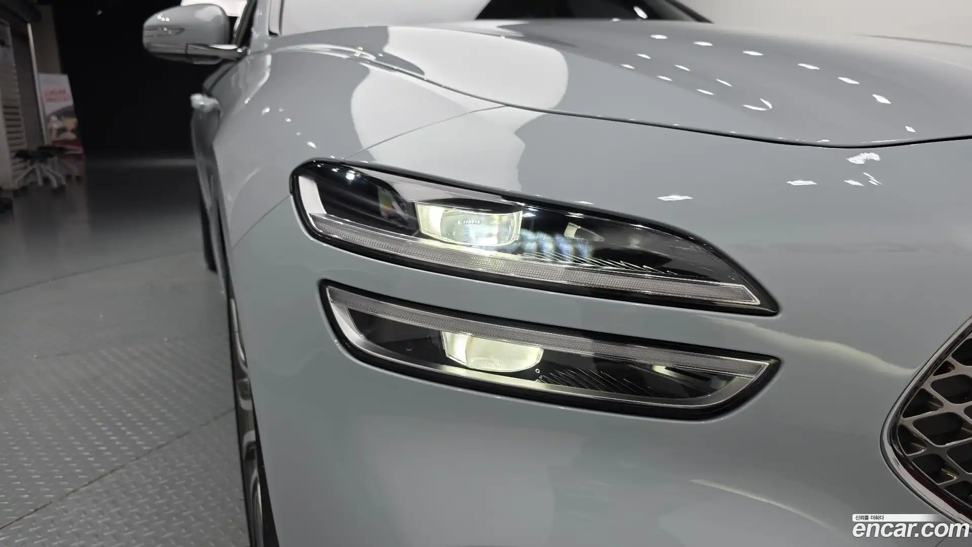 G70 Genesis 2021.9-OUTER-032