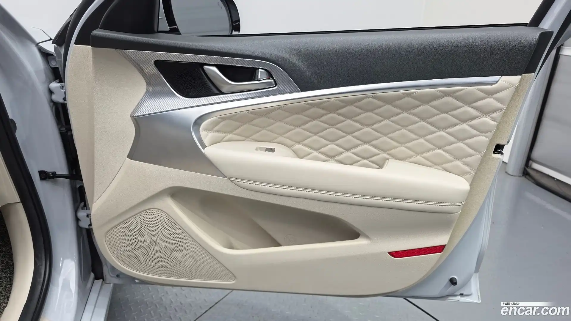 G70 Genesis 2021.9-INNER-034