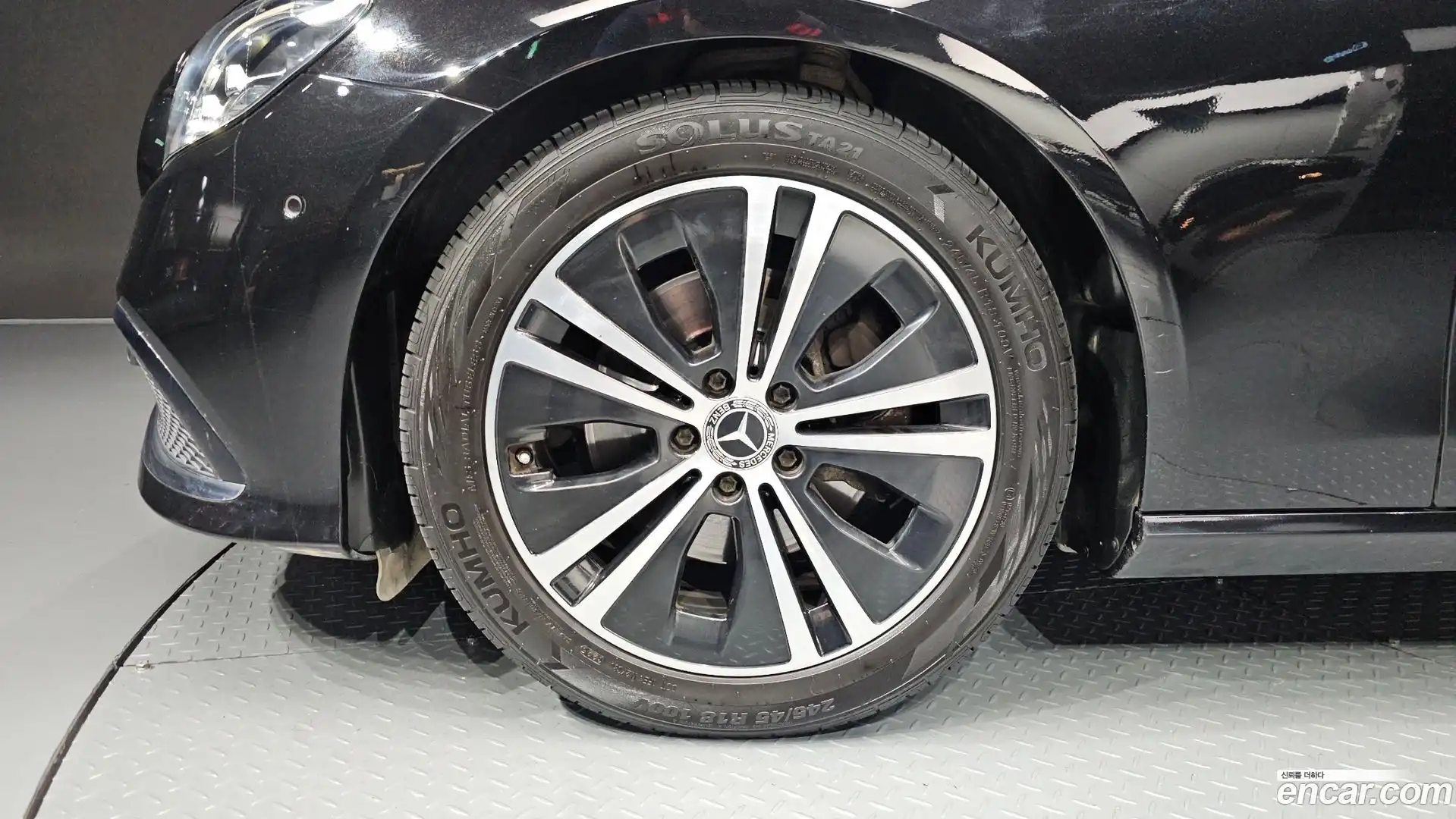 E-Class Mercedes-Benz 2021.3-OUTER-005