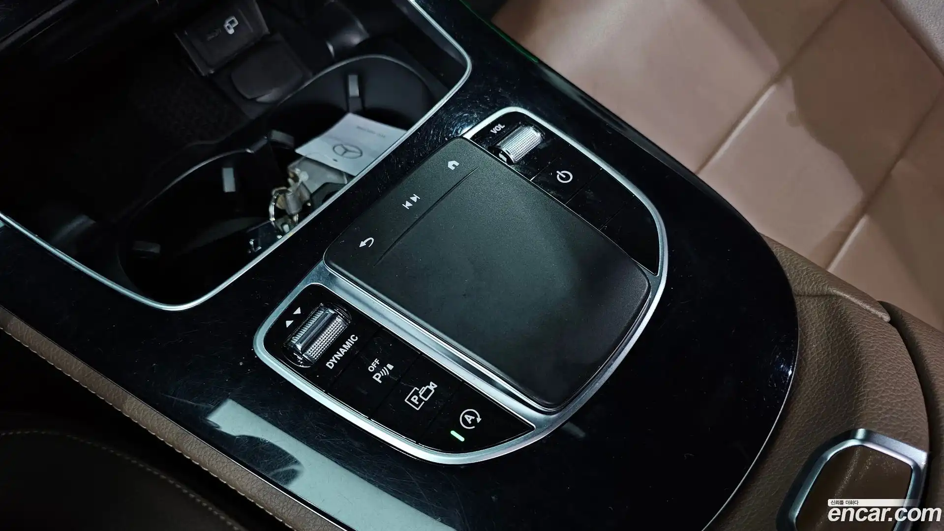 E-Class Mercedes-Benz 2021.3-OPTION-040