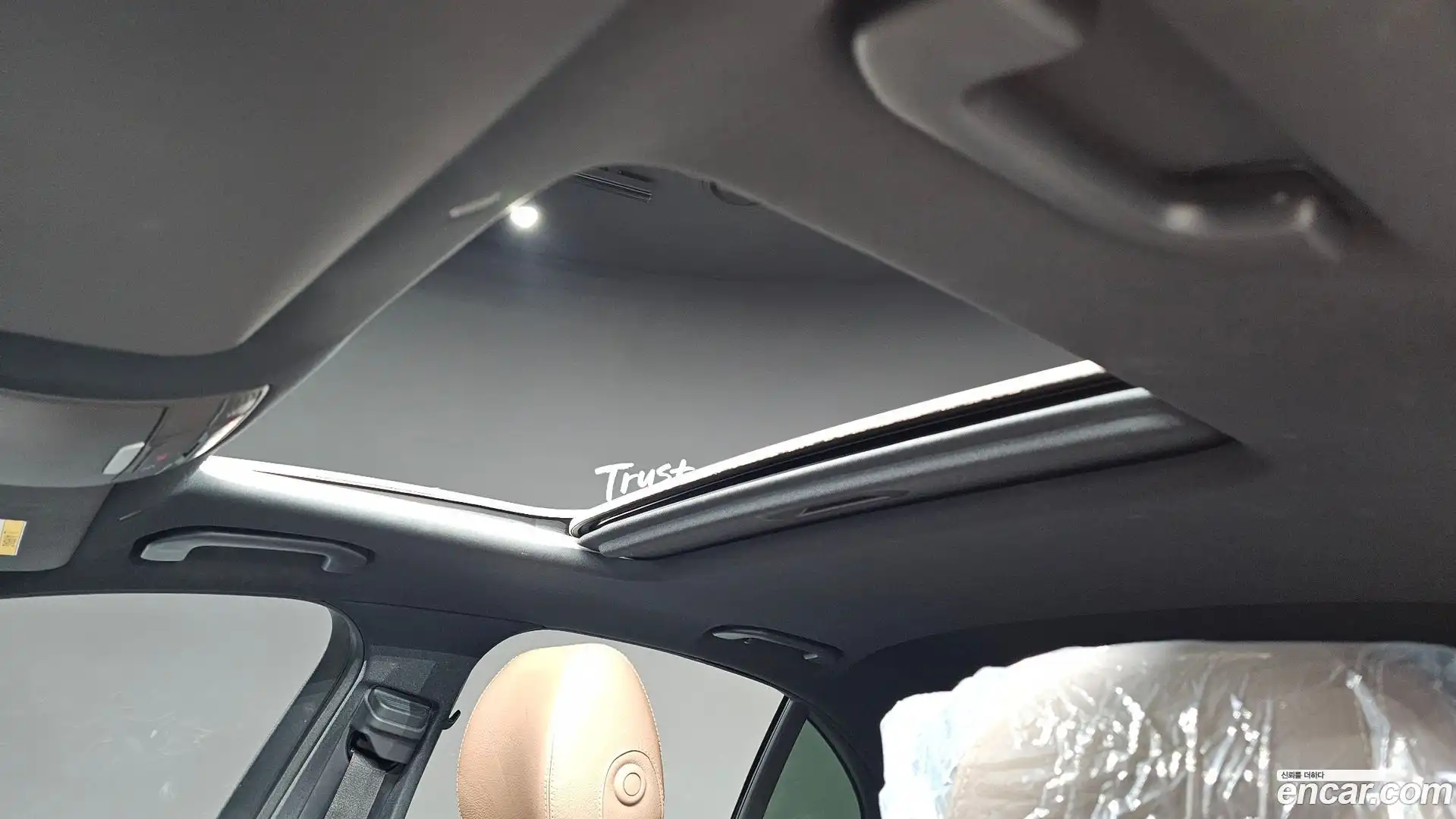 E-Class Mercedes-Benz 2021.3-OPTION-043