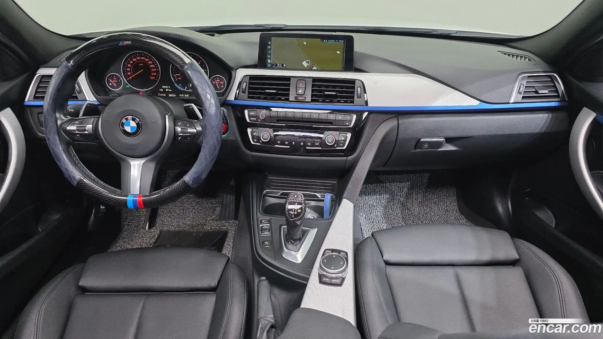3-Series BMW 2017.1-INNER-007
