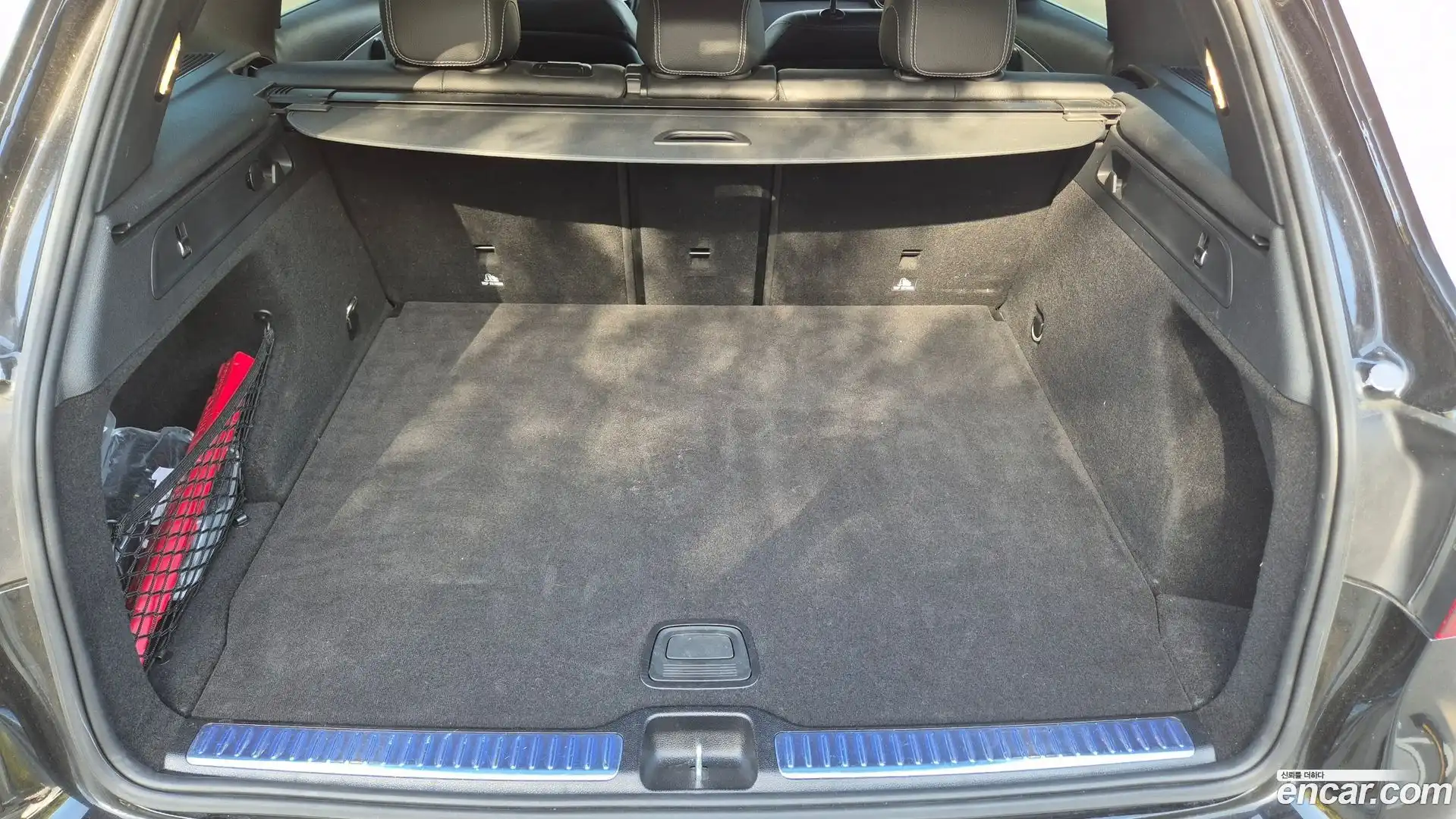 GLC-Class Mercedes-Benz 2022.8-OPTION-020