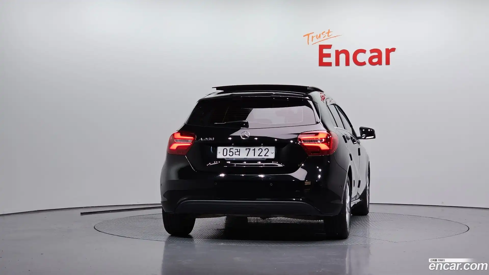 A-Class Mercedes-Benz 2017.0-OUTER-004