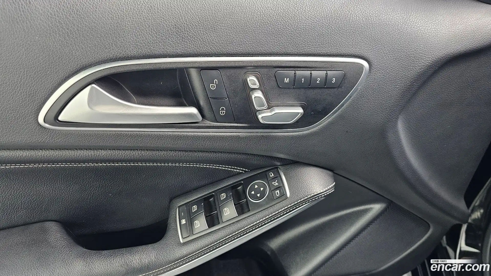 A-Class Mercedes-Benz 2017.0-OPTION-017