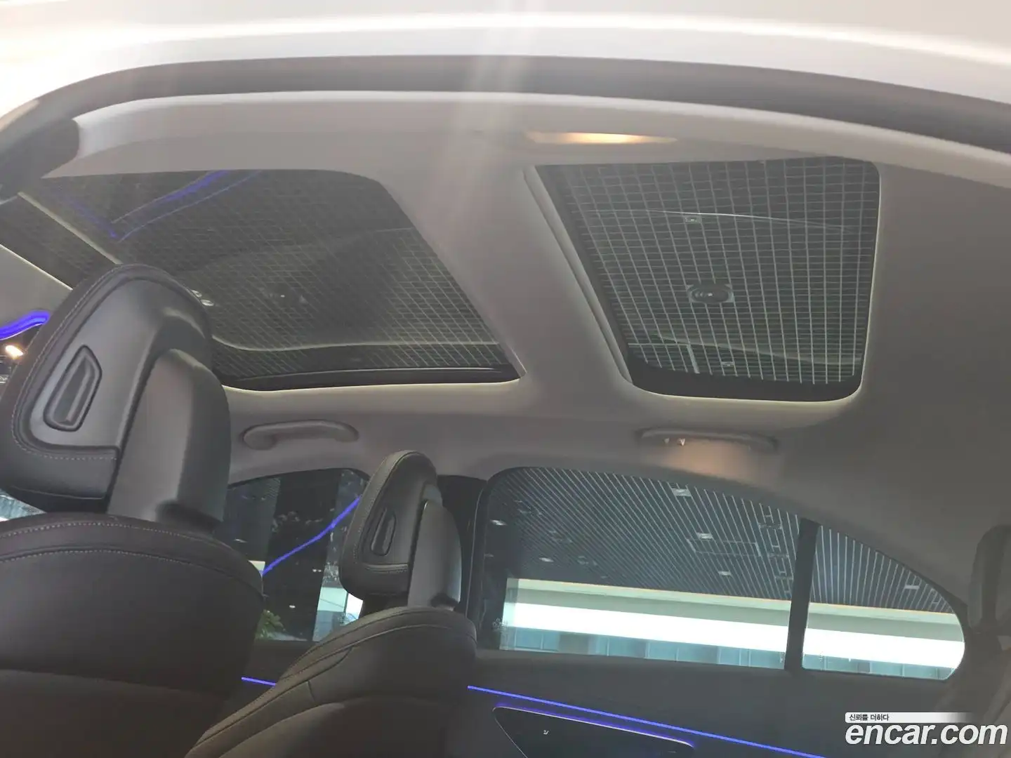 E-Class Mercedes-Benz 2024.9-OPTION-020