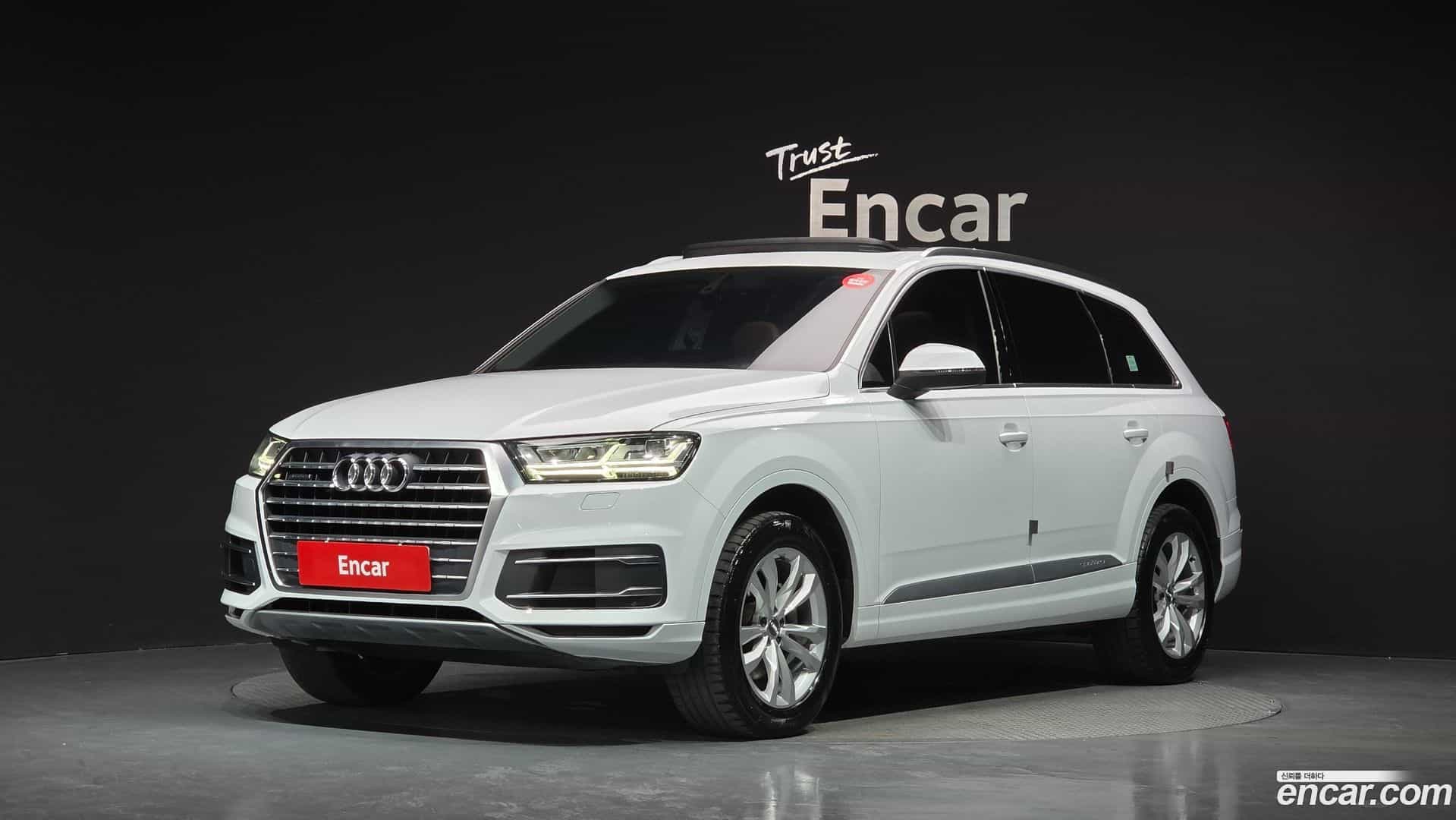 Q7 Audi 2019.8-OUTER-001