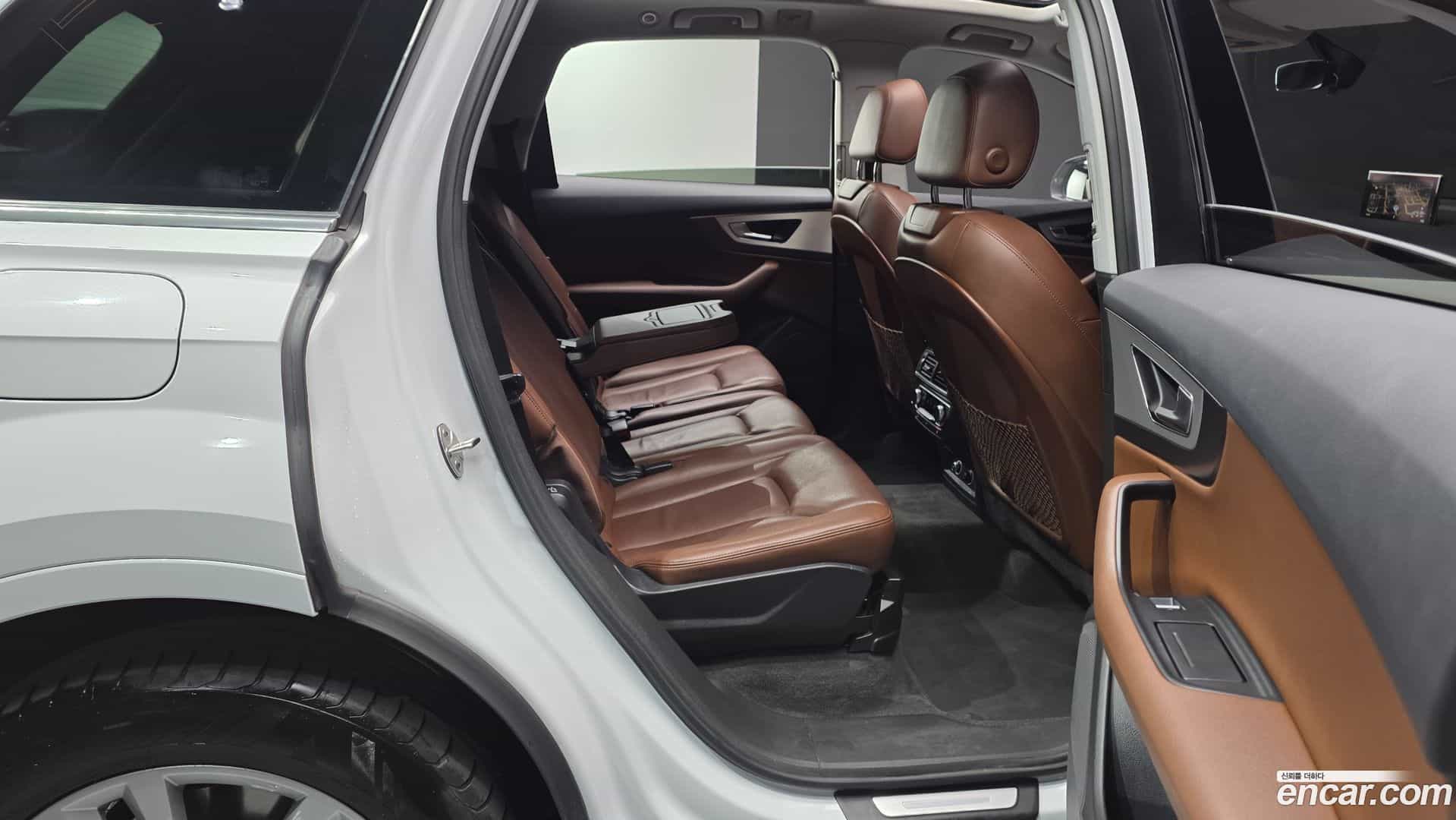 Q7 Audi 2019.8-OPTION-015