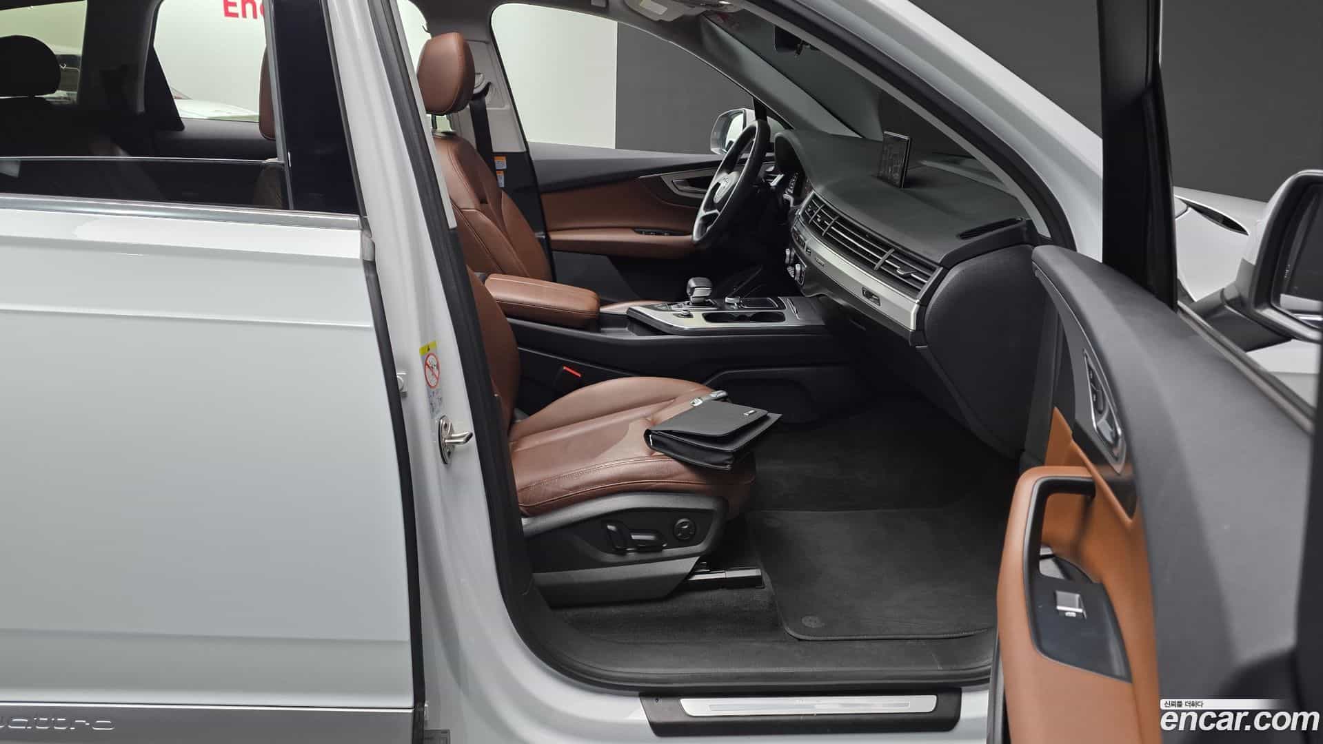 Q7 Audi 2019.8-INNER-036