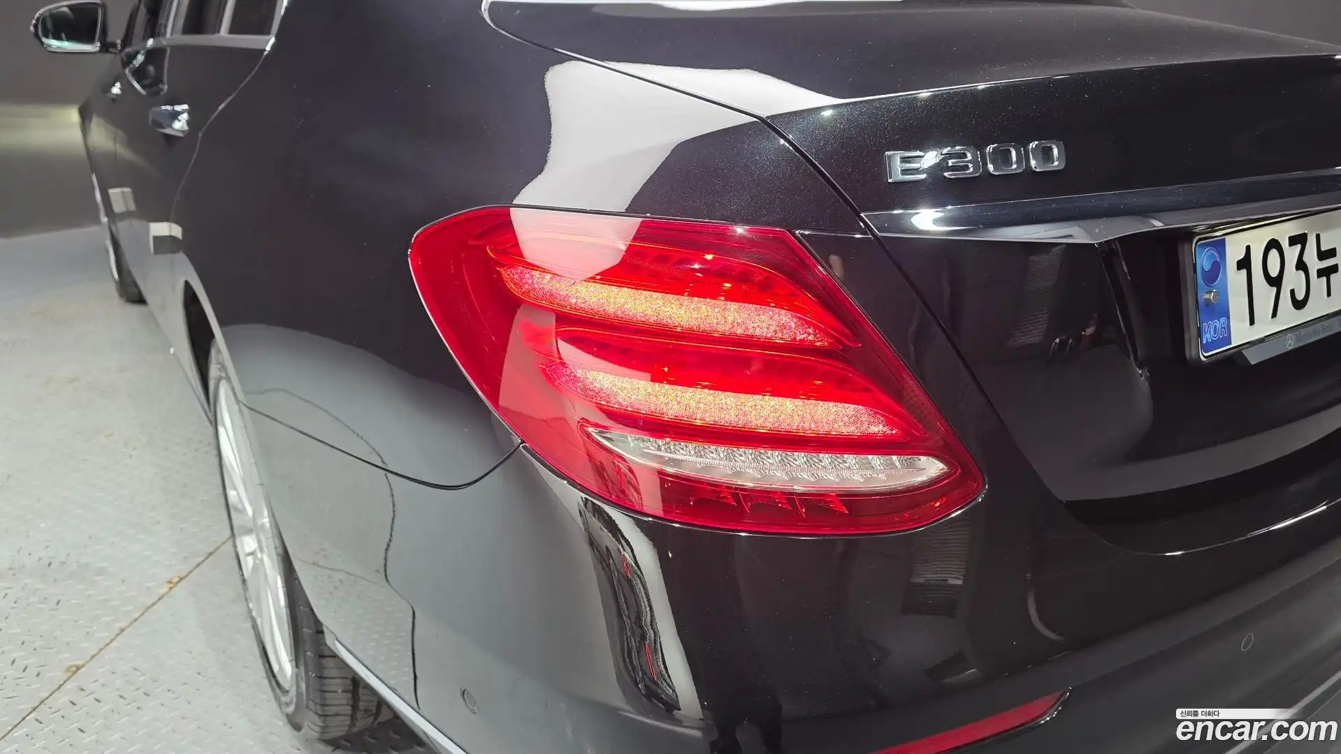 E-Class Mercedes-Benz 2020.3-OUTER-033