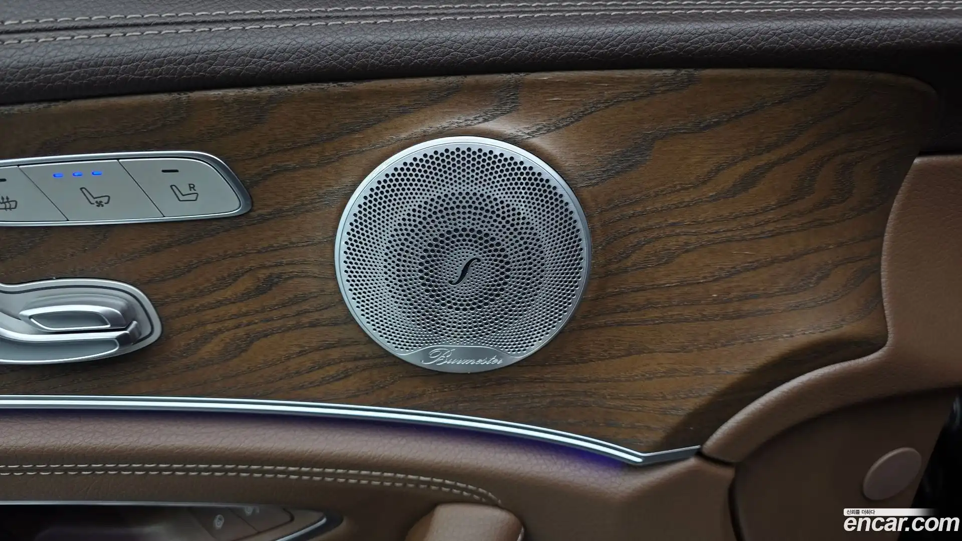 E-Class Mercedes-Benz 2020.3-OPTION-049