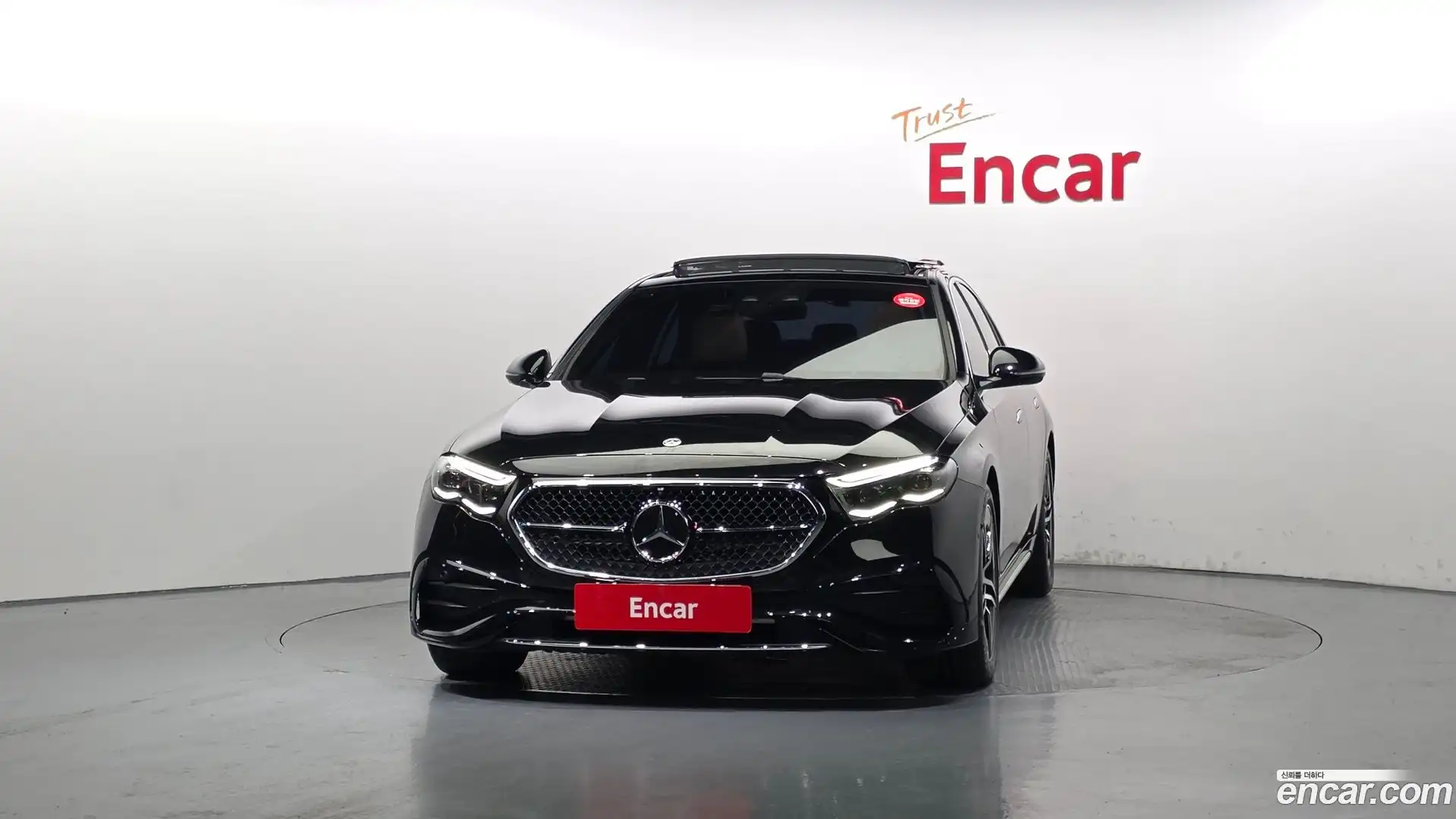 E-Class Mercedes-Benz 2025.5-OUTER-003