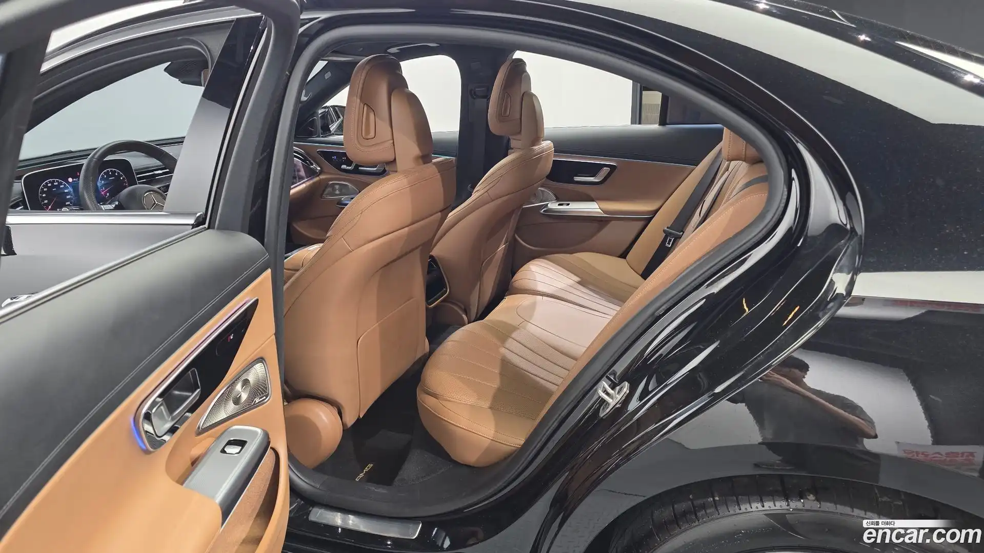 E-Class Mercedes-Benz 2025.5-OPTION-015