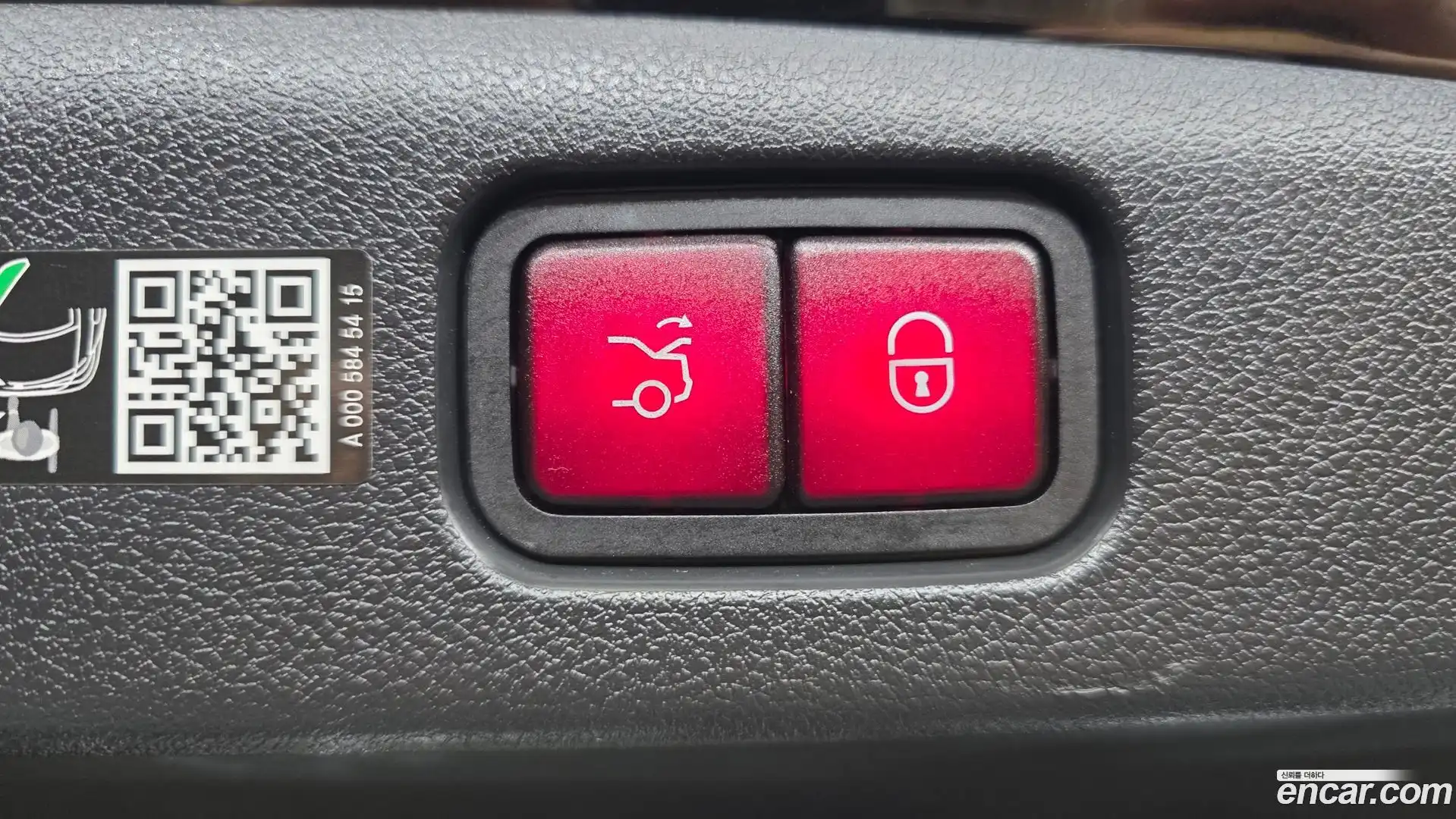 E-Class Mercedes-Benz 2025.5-OPTION-022