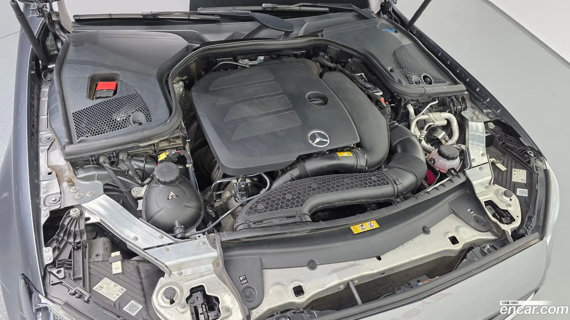 E-Class Mercedes-Benz 2022.5-OUTER-006