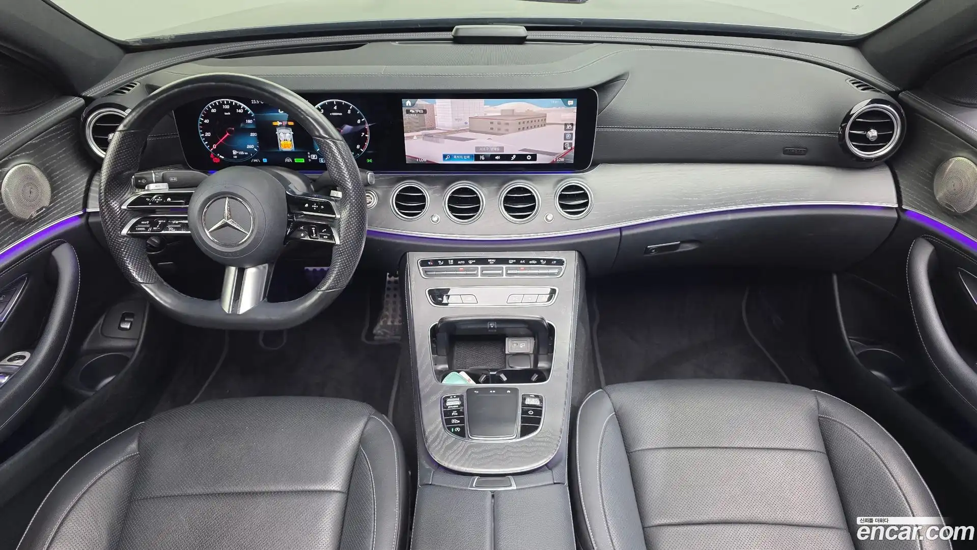 E-Class Mercedes-Benz 2022.5-INNER-007