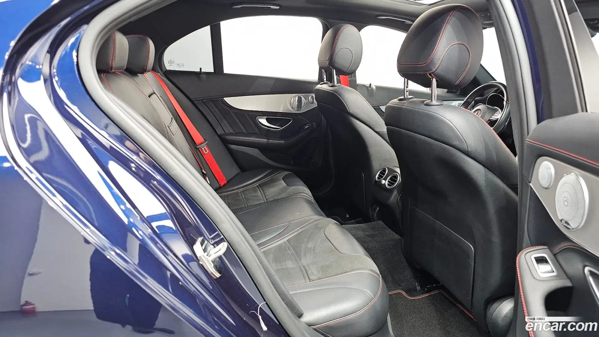 C-Class Mercedes-Benz 2018.3-OPTION-015