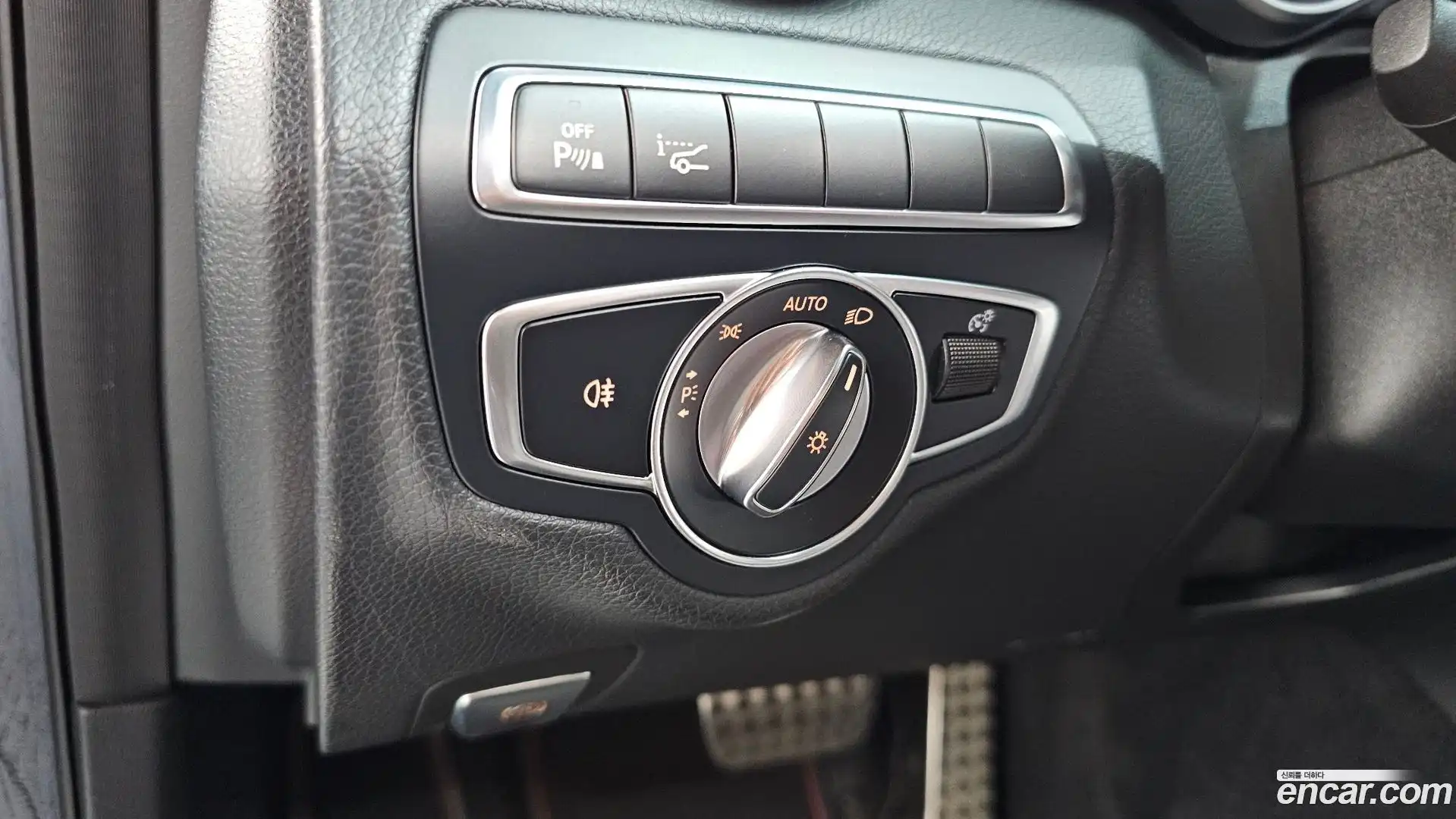 C-Class Mercedes-Benz 2018.3-OPTION-040